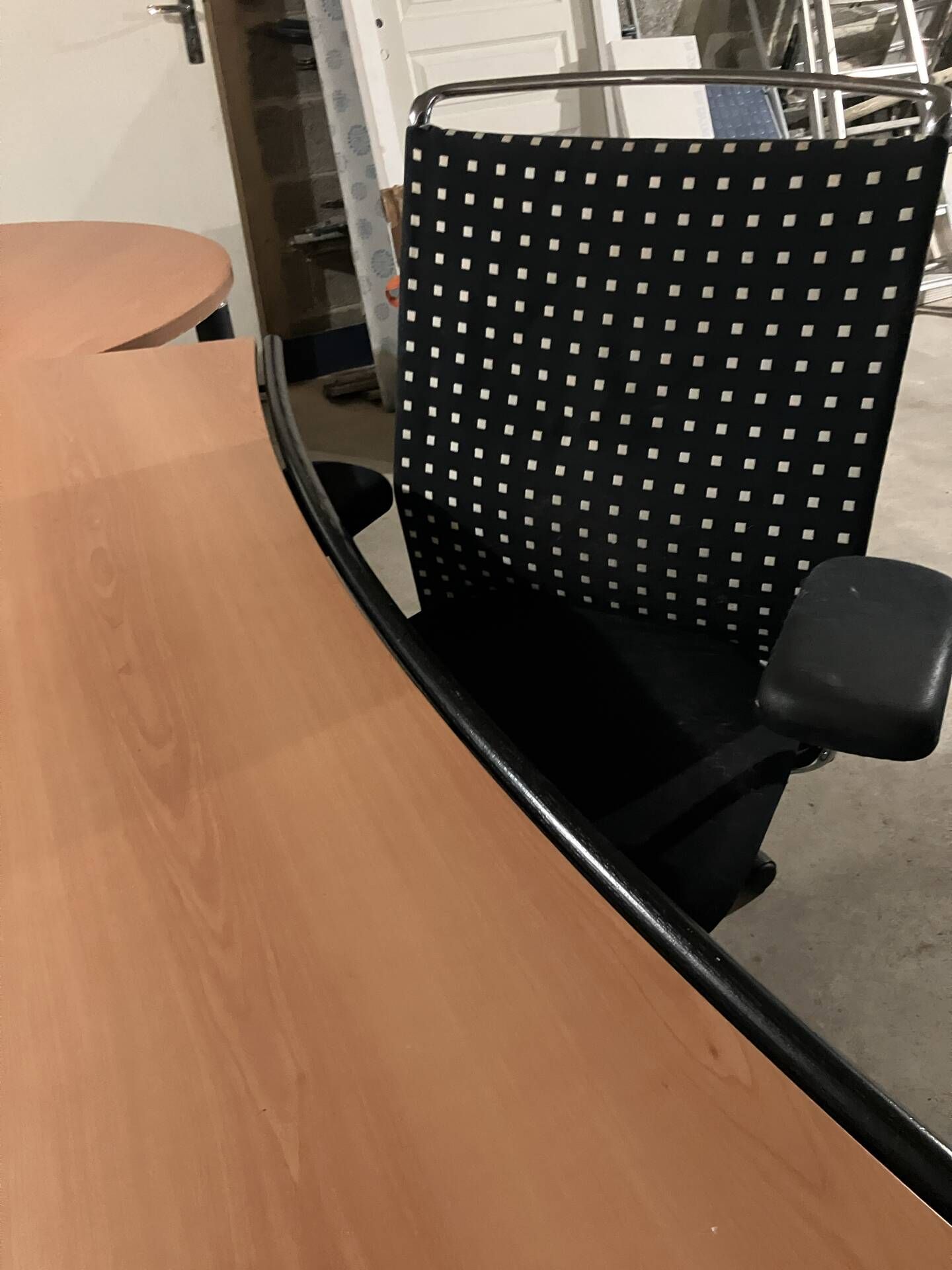 Management desk Vitra Metropole series