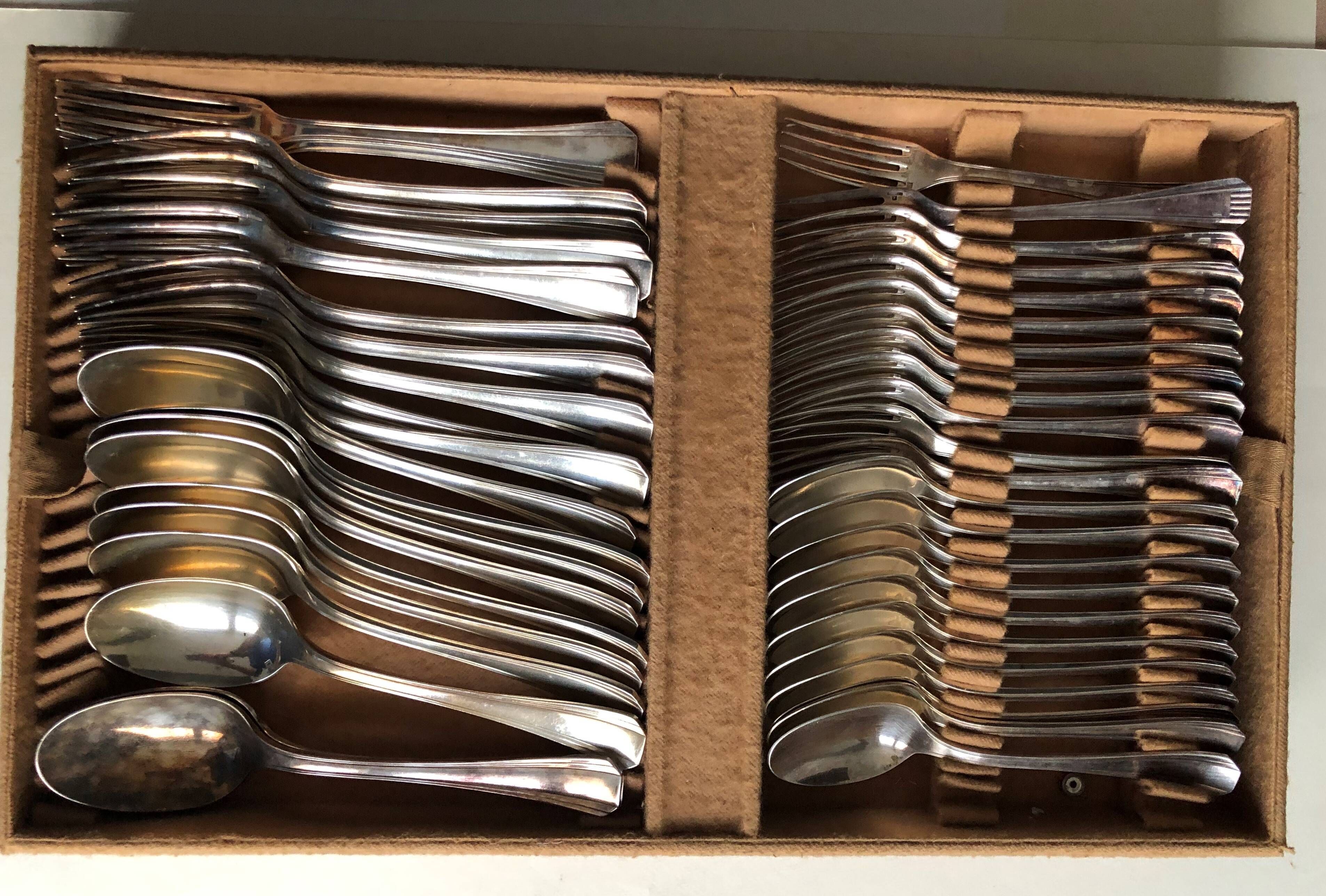 Ménagère Christofle in silver metal model Boréal (132 pieces)