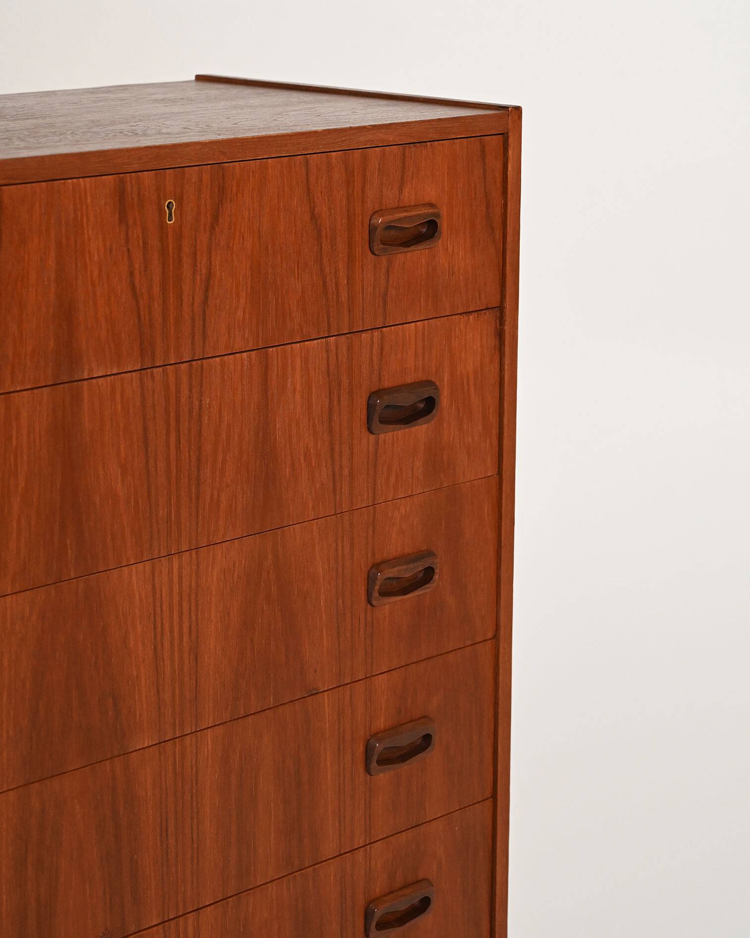 Commode haute en teck et chêne scandinave, années 1960
