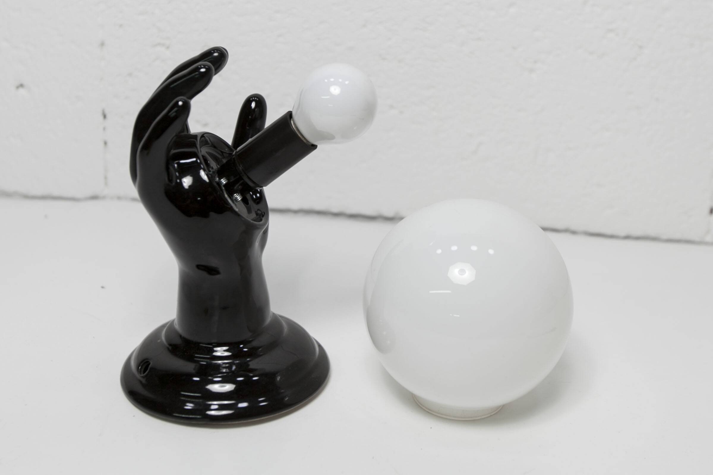 Main wall lamp in black ceramic 1960 original opaline globe