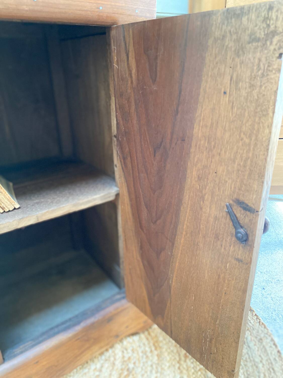 Antique bedside table in solid wood – natural patina