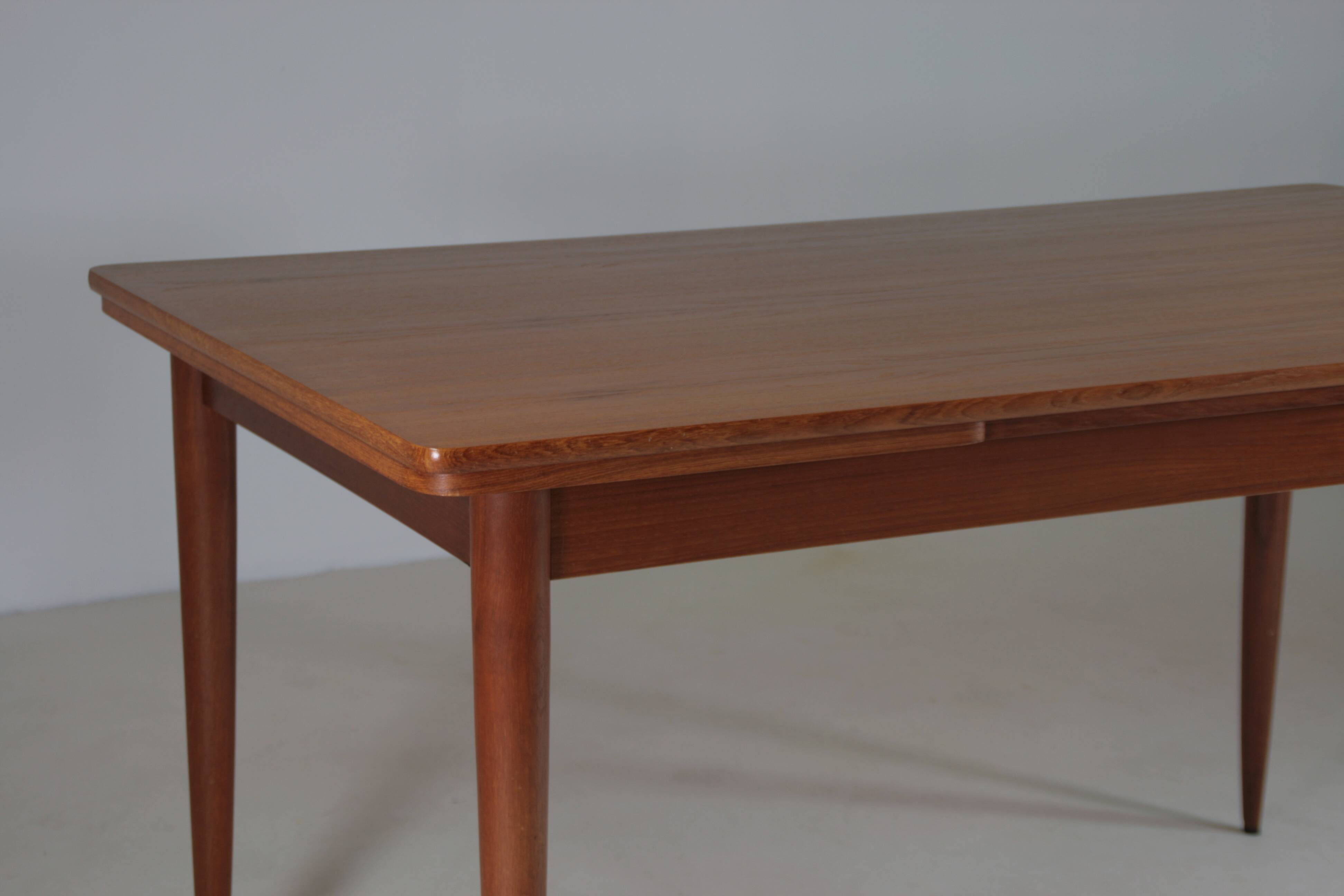 Extendable teak table, 1960