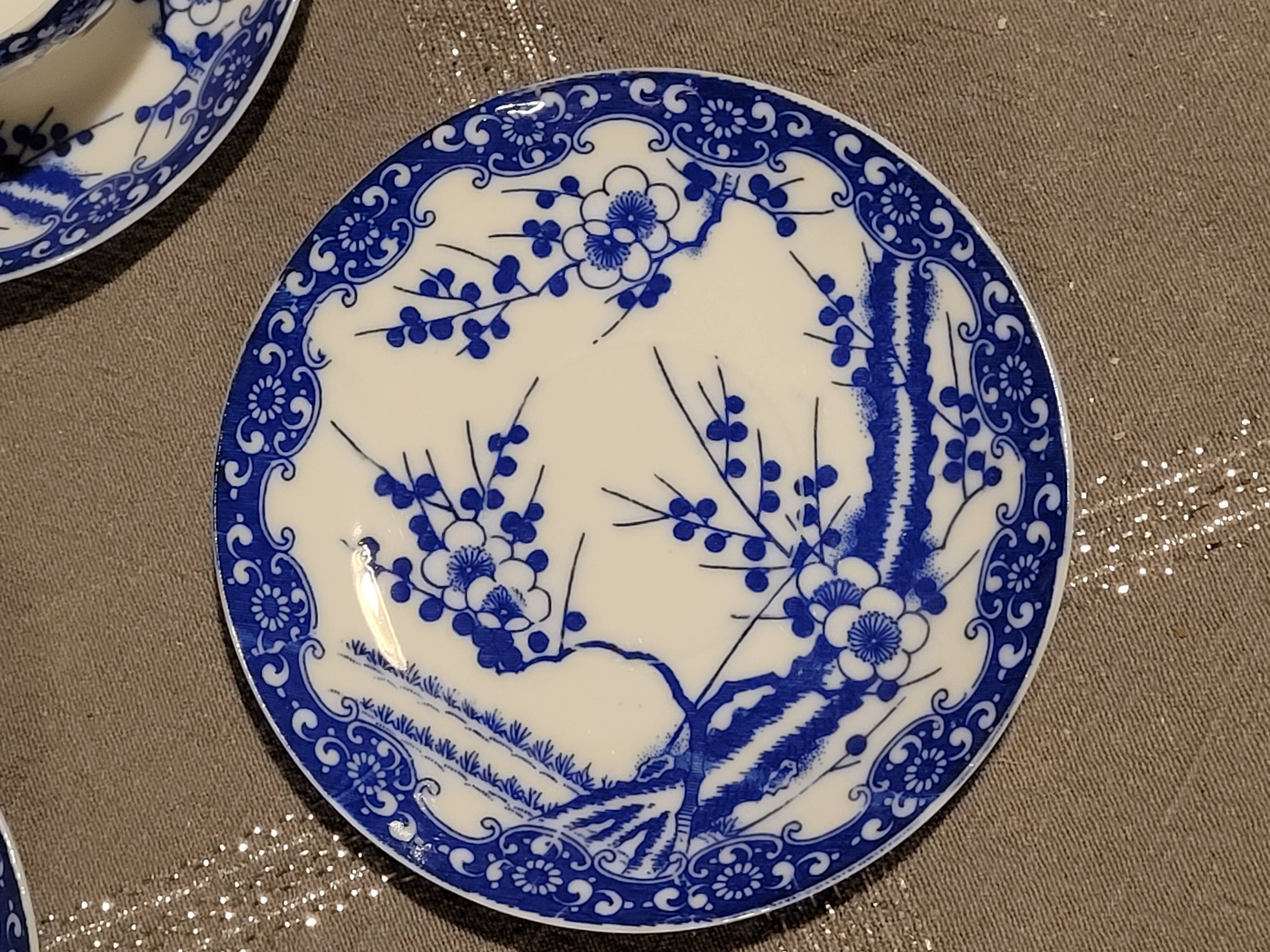 6 tea cups with saucers - Japan - antique