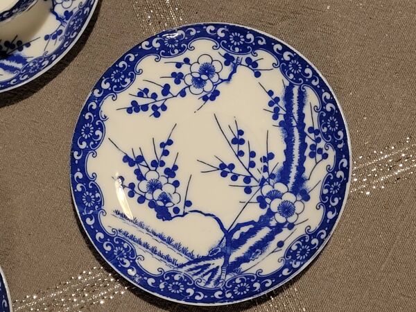 6 tasses à thé anciennes avec soucoupes - Japon