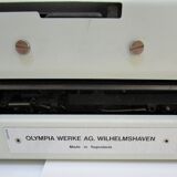 Olympia traveller typewriter luxury 70s