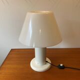 Guzzini lamp, white lacquered metal, height 55cm, 1970s vintage