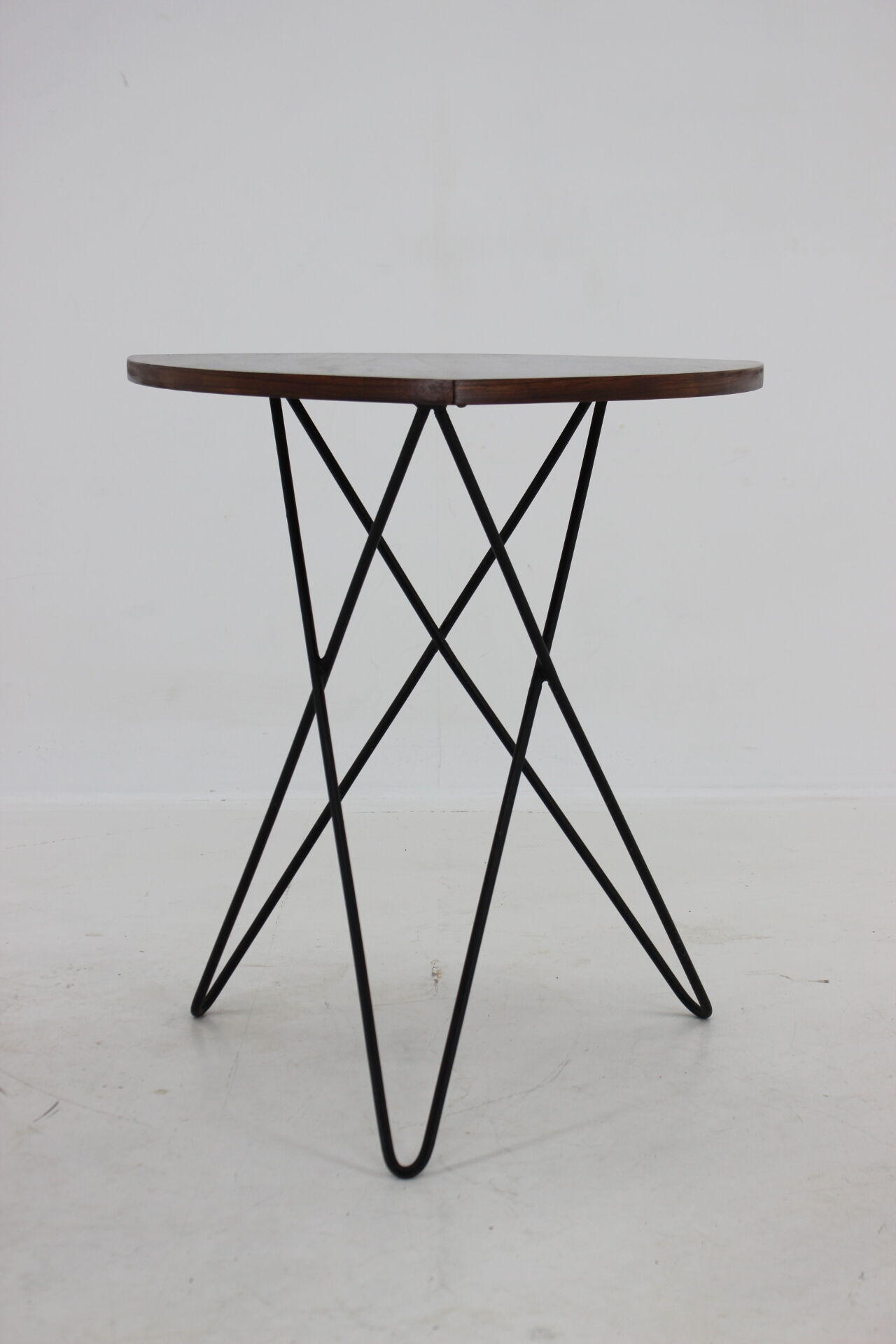 Basses ou table d’appoint des années 1970, Tchécoslovaquie