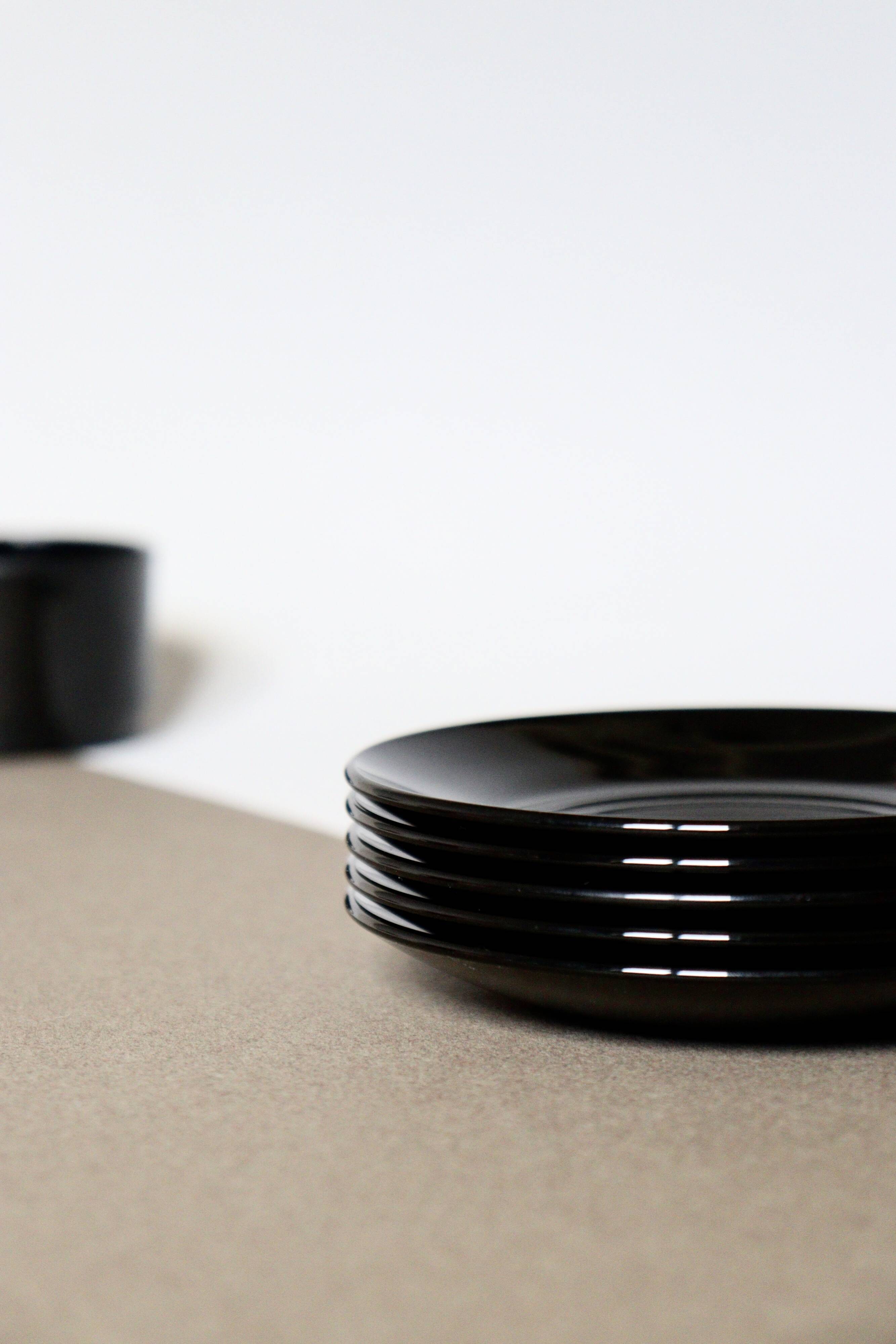 Batch of black cups