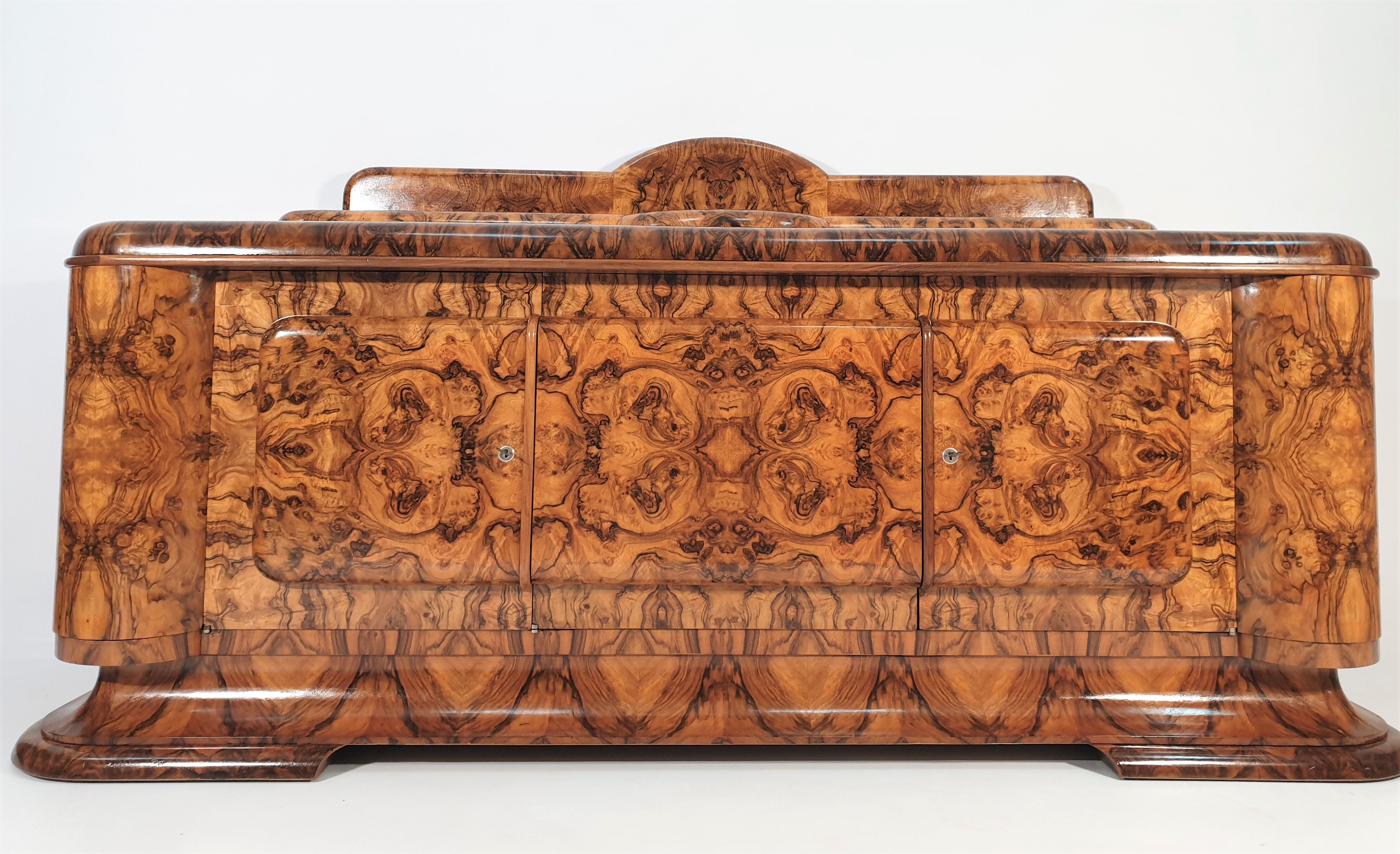 Art Deco Walnut Veneer Buffet, 1940s