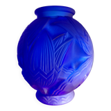 Vase art déco en persglas bleu givré, « Les nénuphars » Pierre D'Avesn