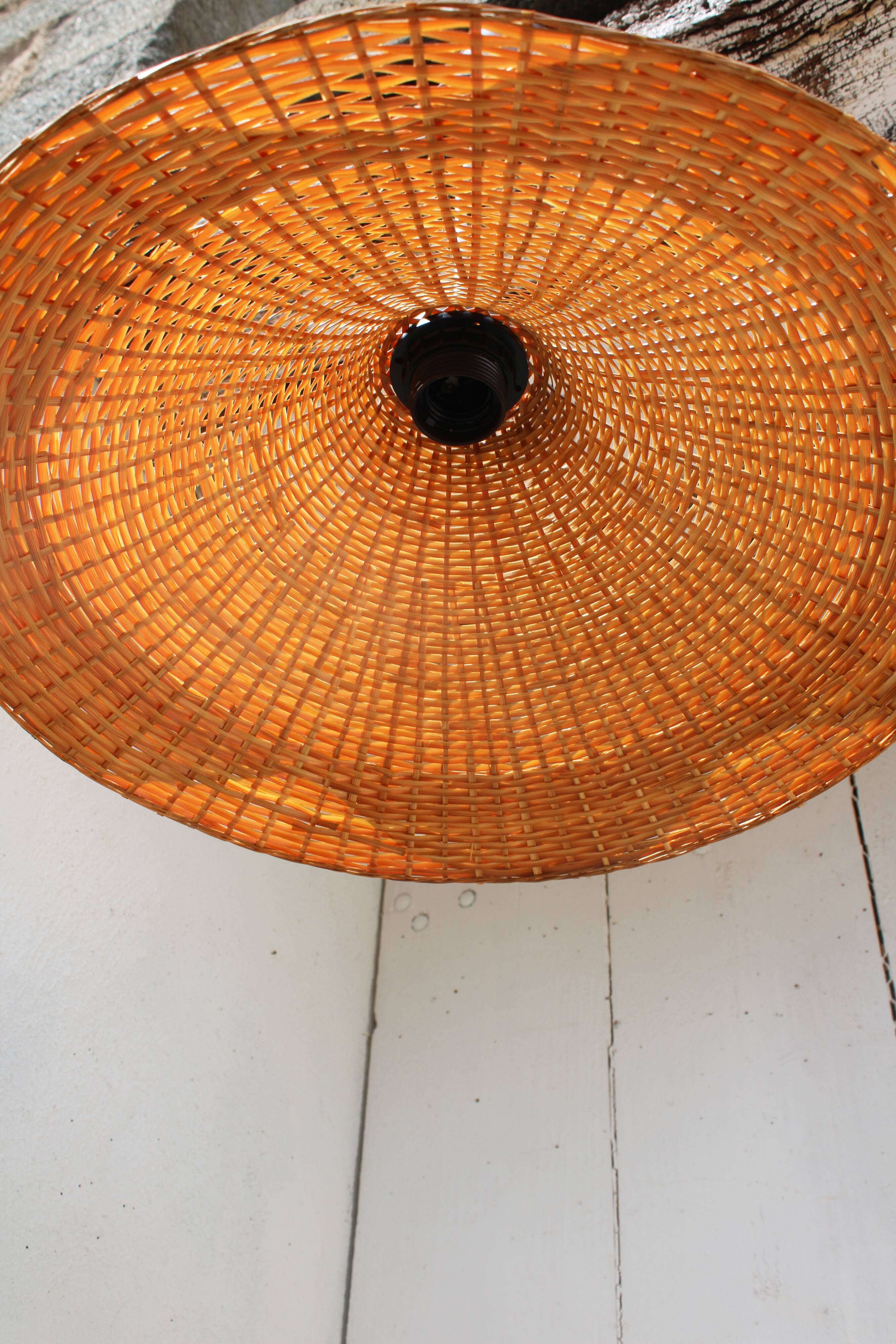 Vintage wicker hanging lamp