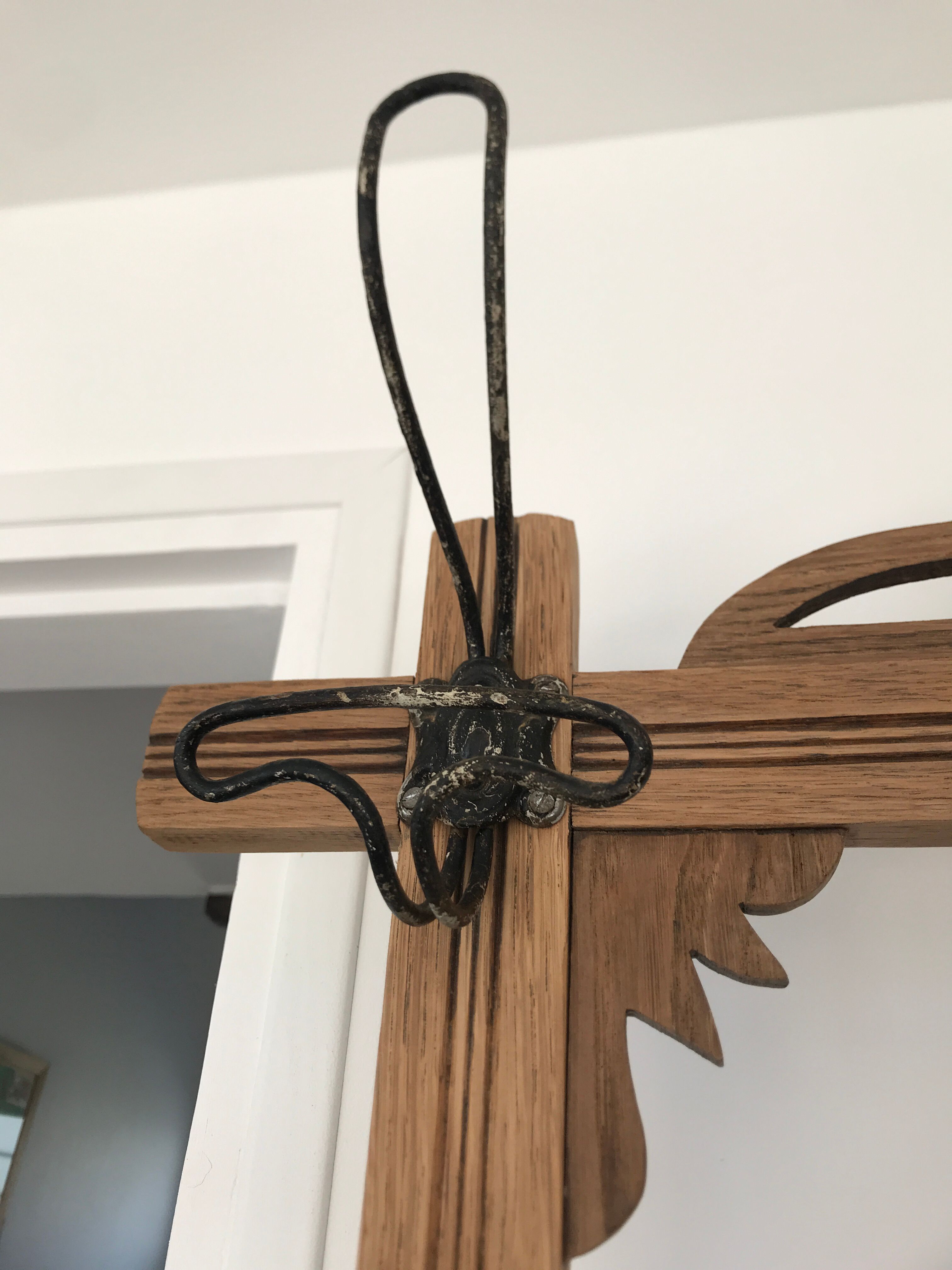 Coat-of-the-table wardrobe