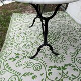 Oval bistro table