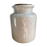 Speckled sandstone pot