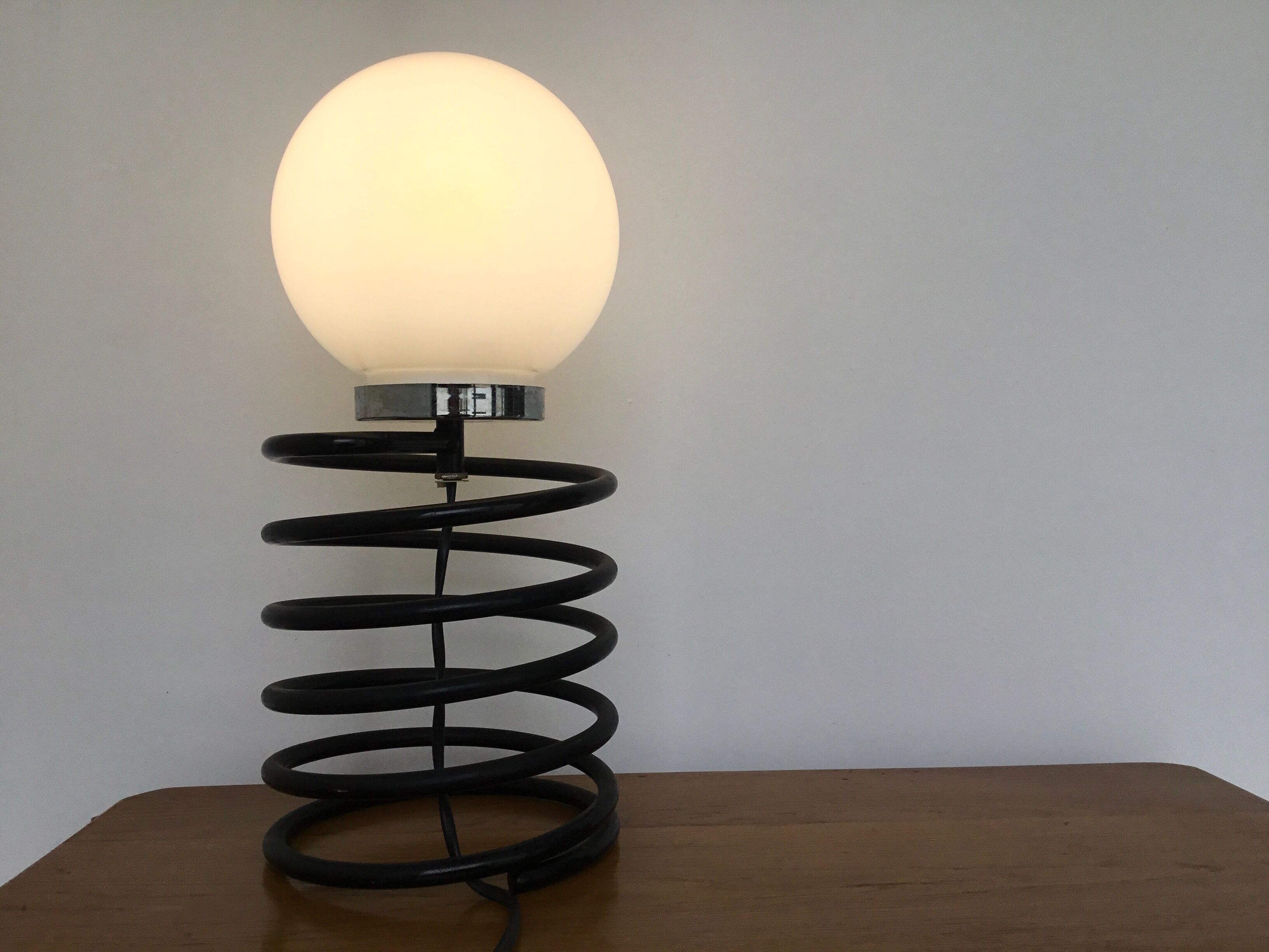 Spiral lamp or spring black and opaline vintage 1960