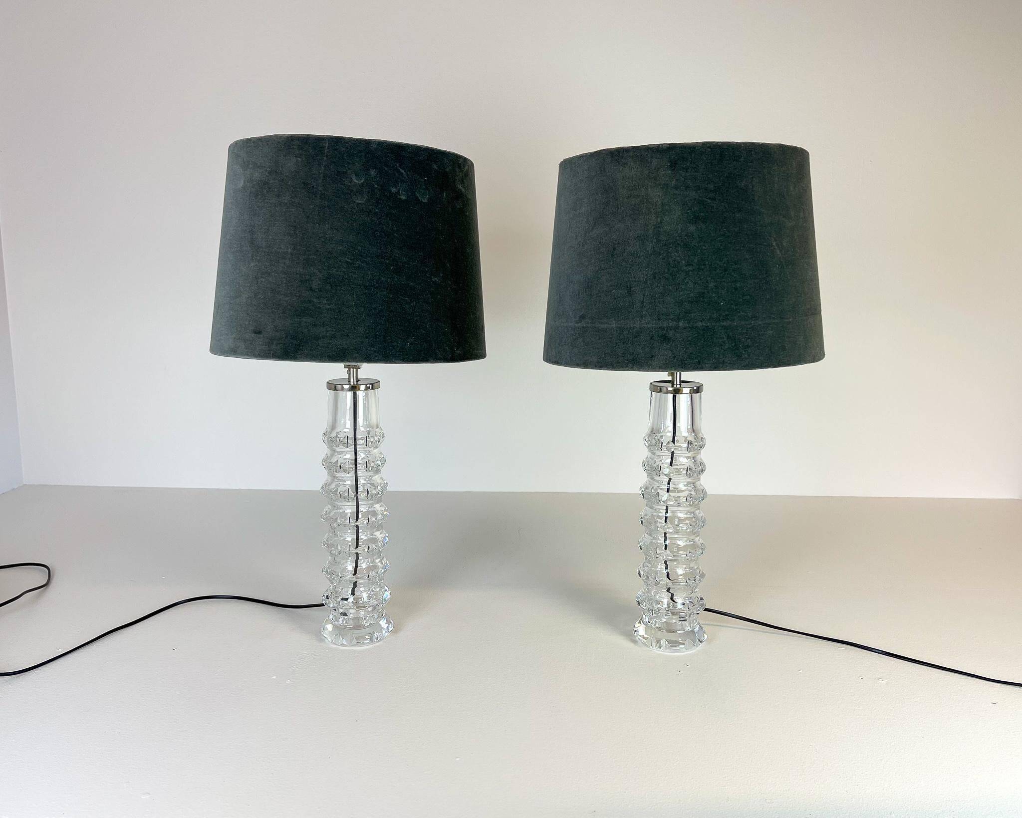 Pair of mid-century crystal lamps by Carl Fagerlund for Orrefors Sweden, 1970s.