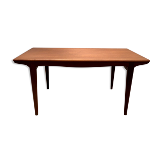Johannes Andersen table 1960 in teak