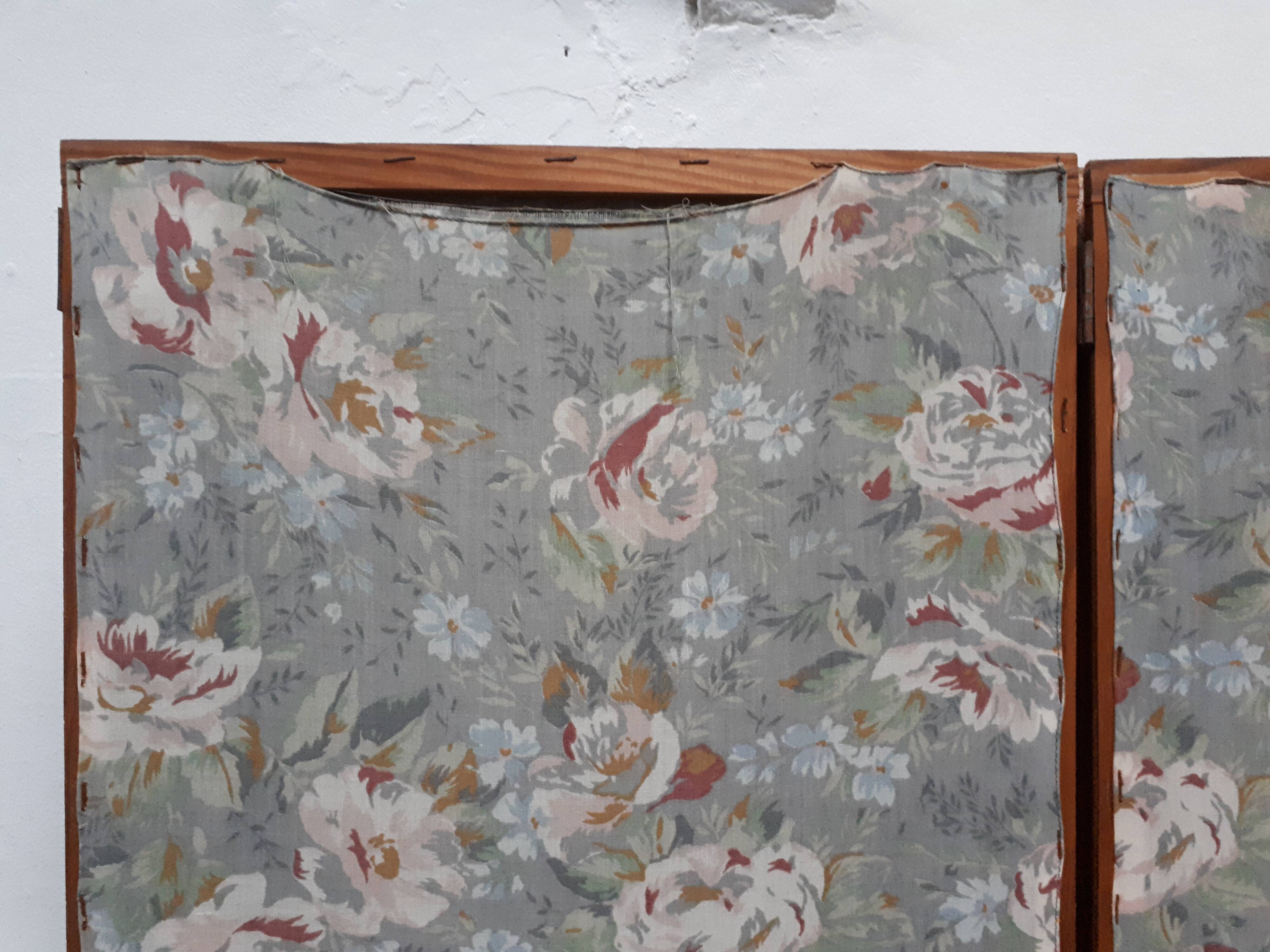 Antique fabric screen 1950