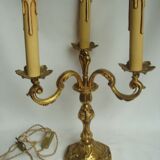 Paire de lampes de table 3 feux en bronze style Louis XV