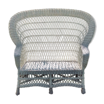 White wicker sofa