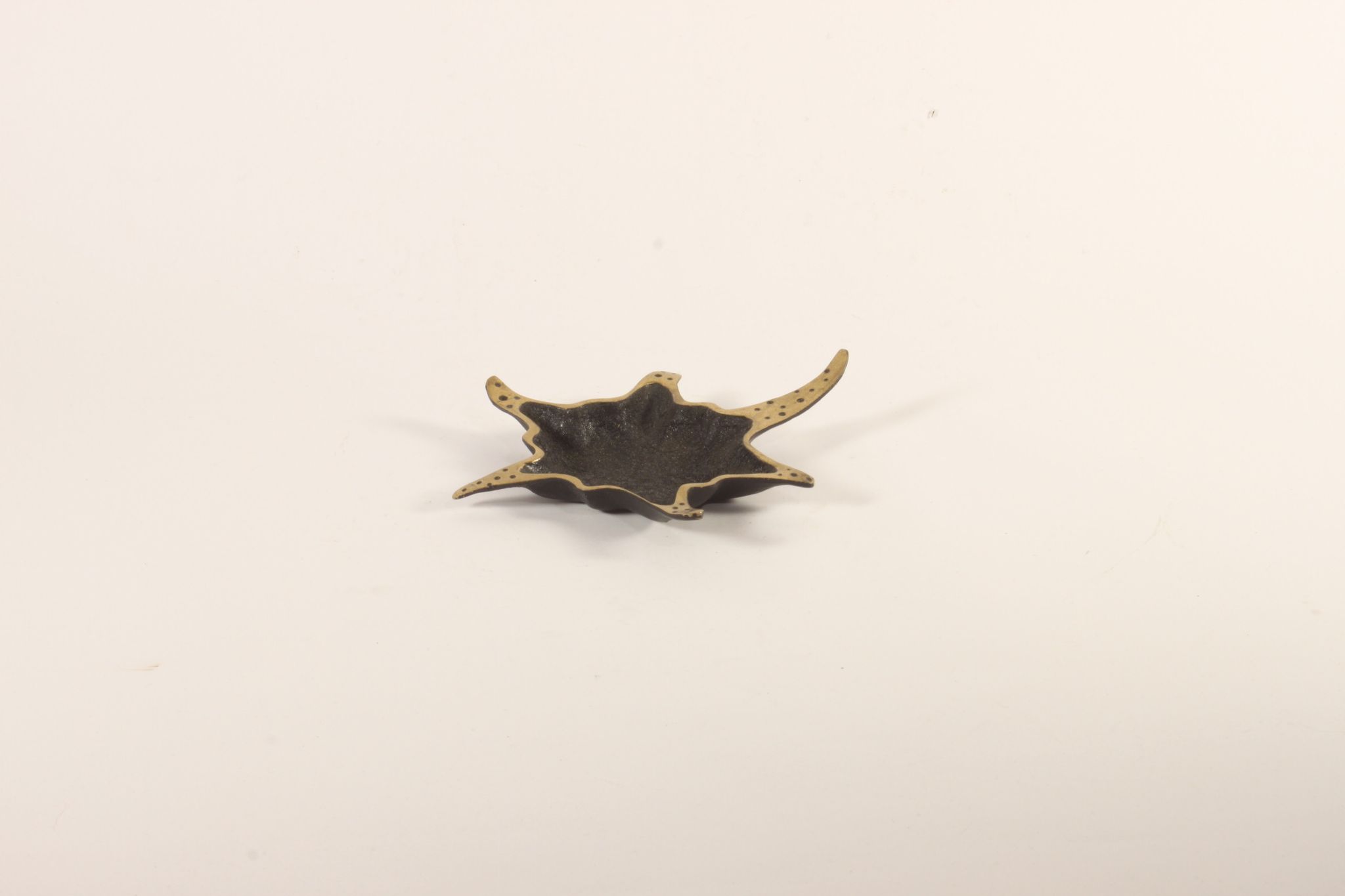 Small brass starfish trinket bowl by Dayagi brothers, Israel 1950s.