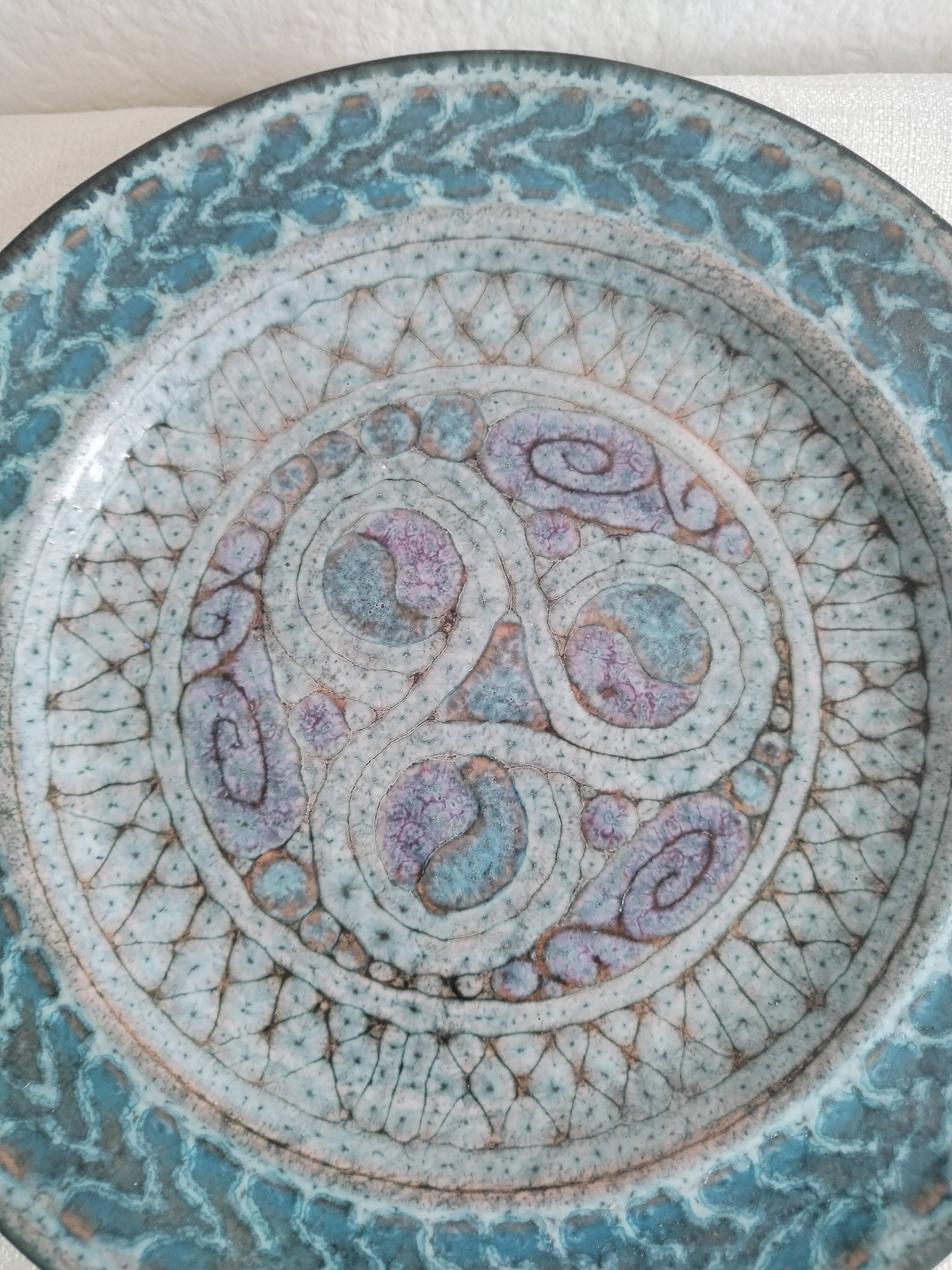 Ceramic plate Robert Le Hénaff - Breton triskell - 1986