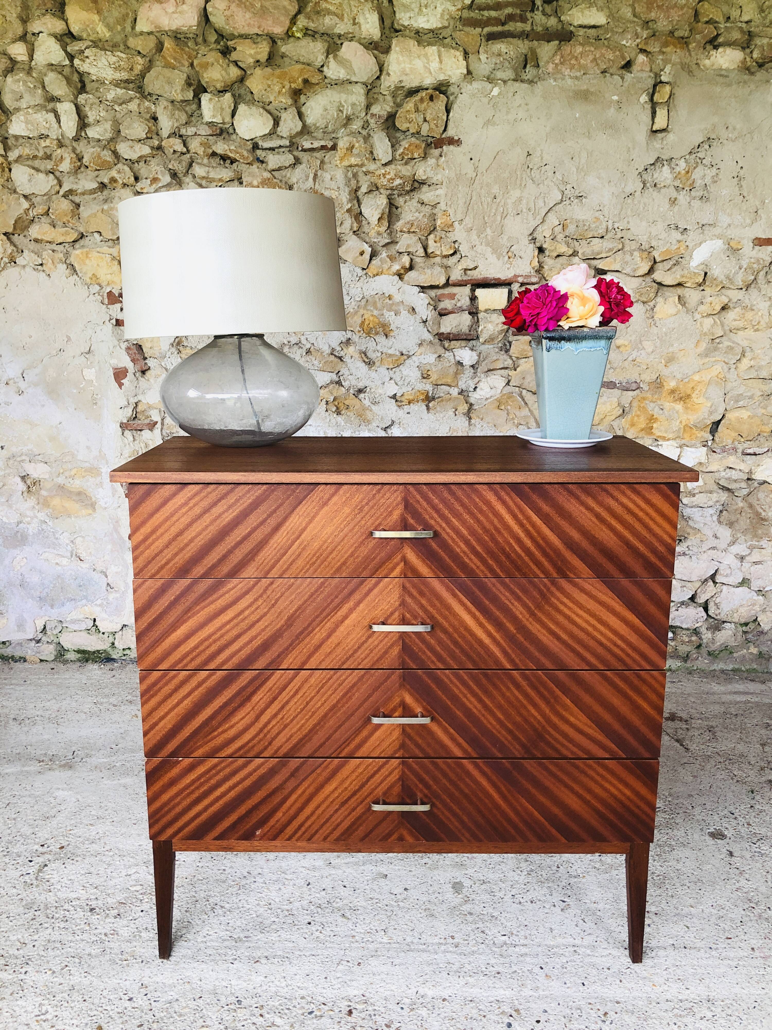 Vintage dresser with 4 drawers 60s /70