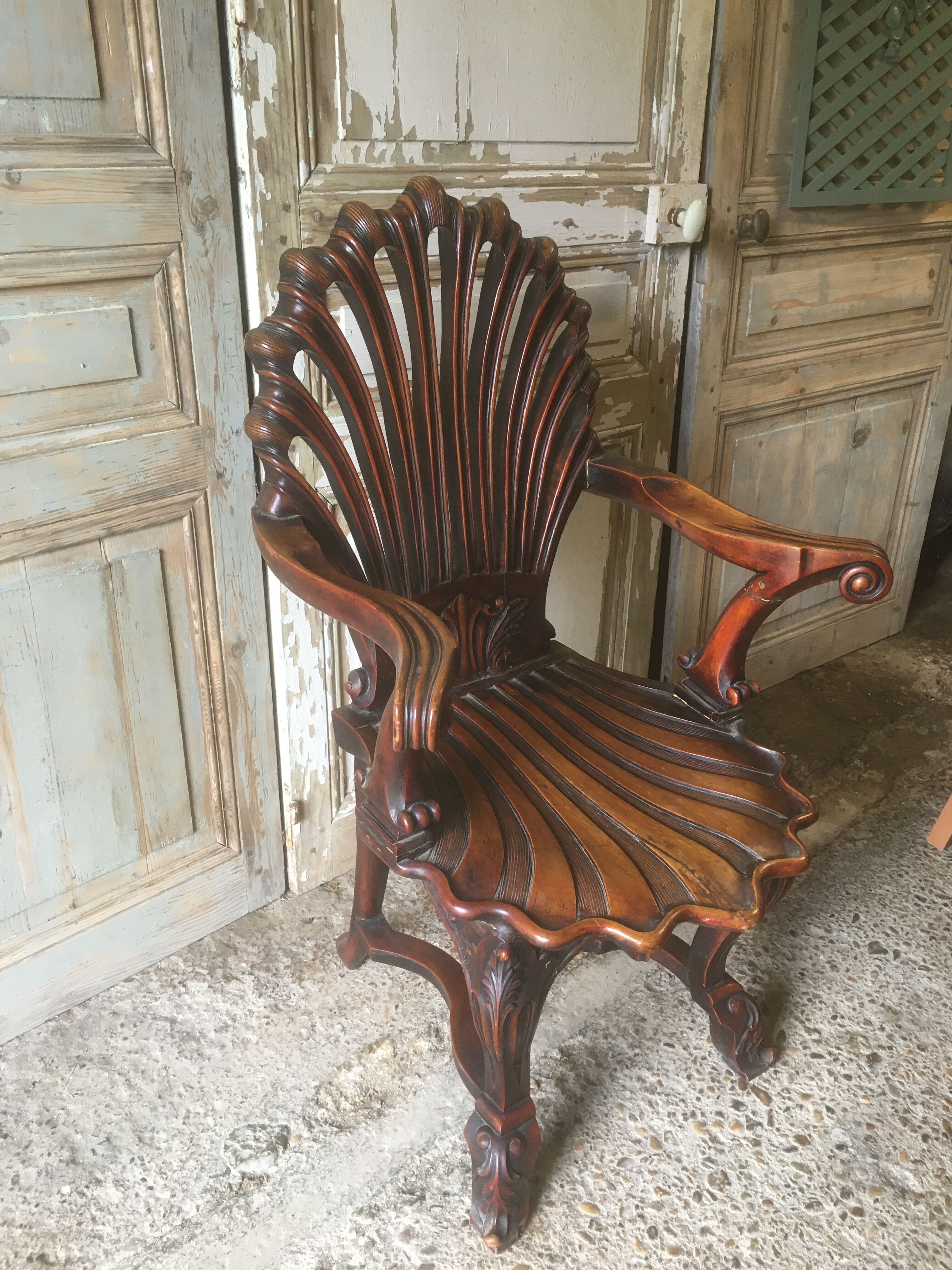Baroque armchair