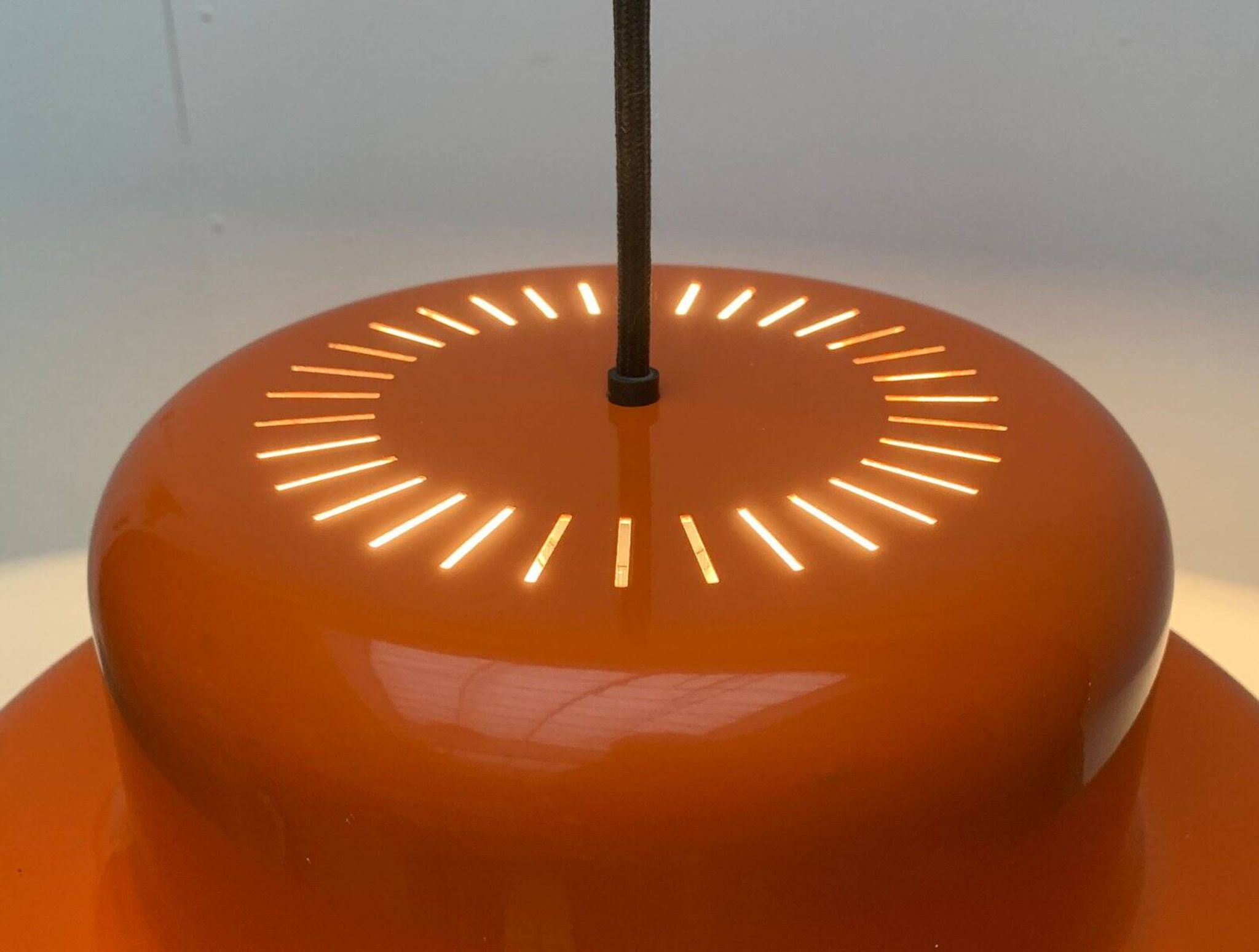 Suspension poker danoise mid-century par Jo Hammerborg pour Fog & Mørup