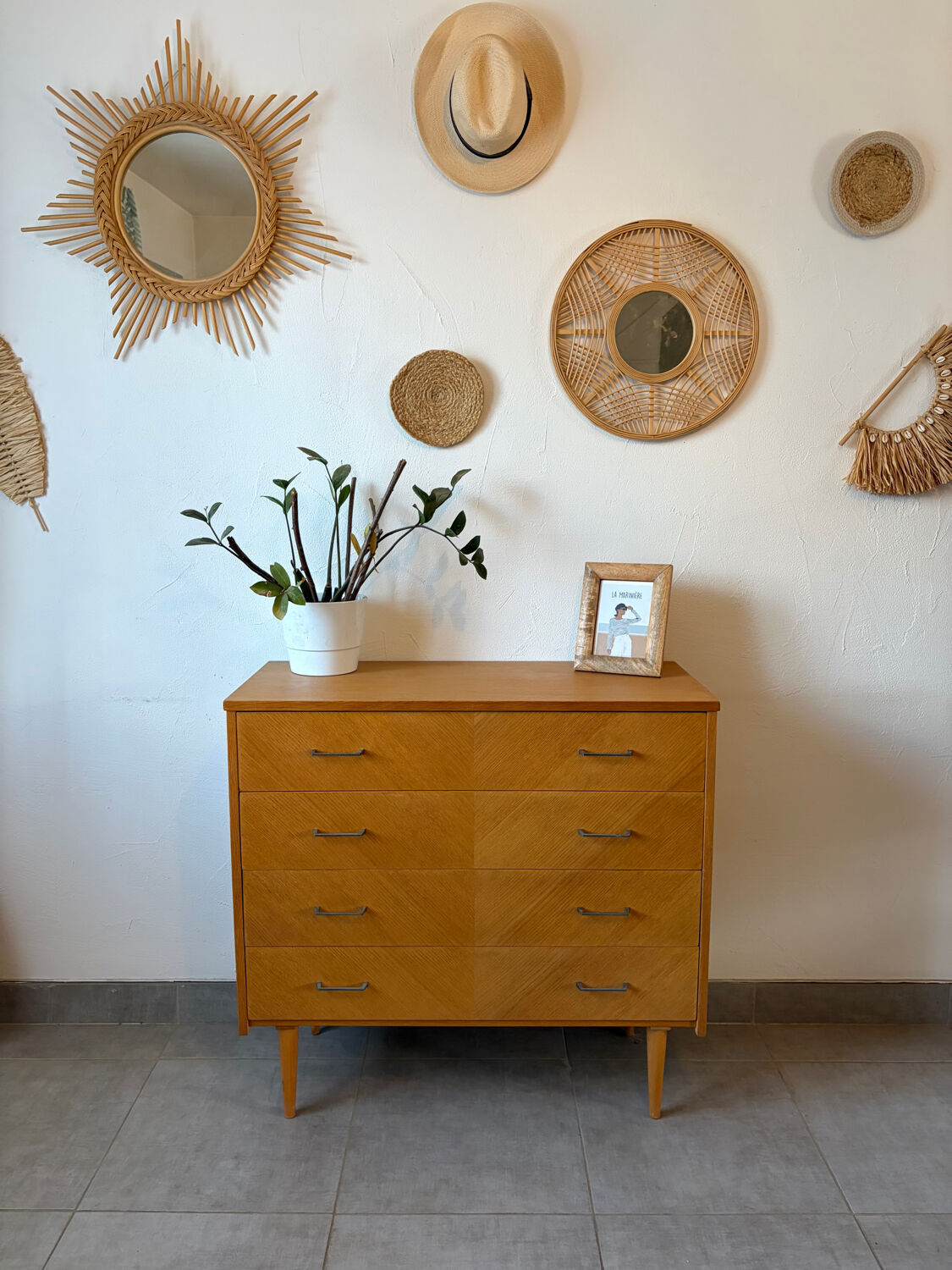 Vintage oak chest of drawers from the 1960s.
