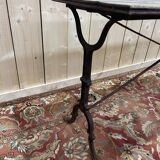 Table de bistrot en fonte de fer et plateau bois