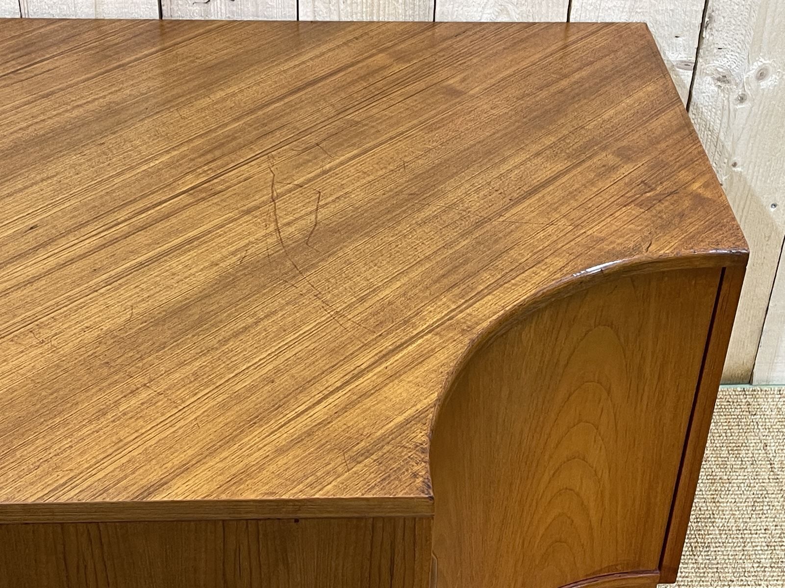 English notch of the brand G-Plan in teak - 70s
