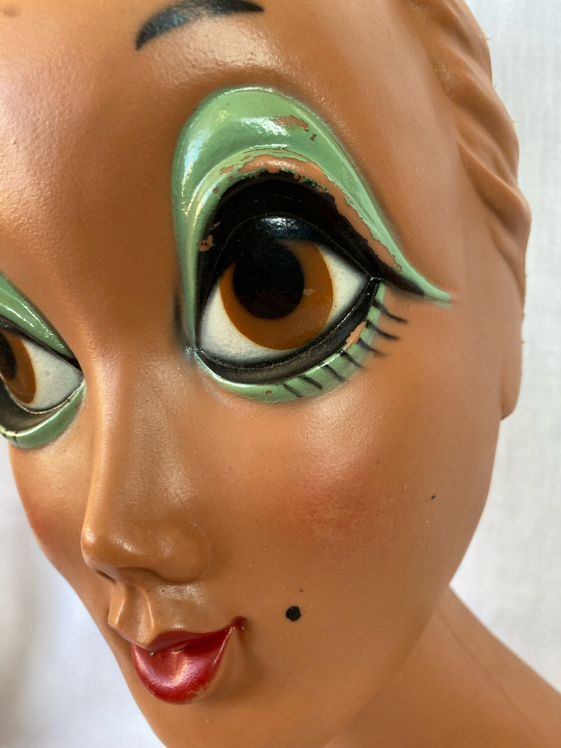 Vintage hat head Huard twiggy