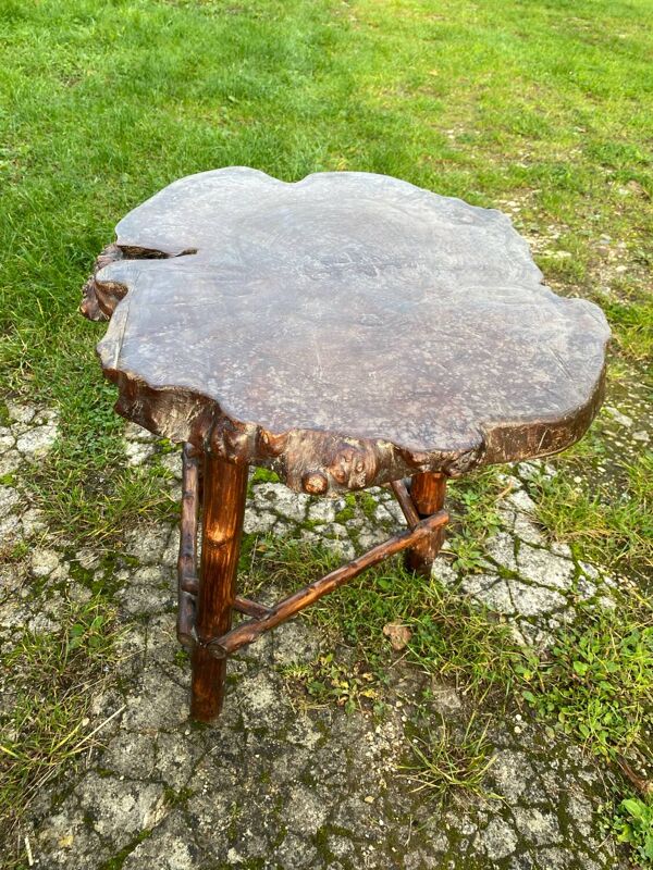 Table basse rondin Loupe d'orme? travail brutaliste années 60 70