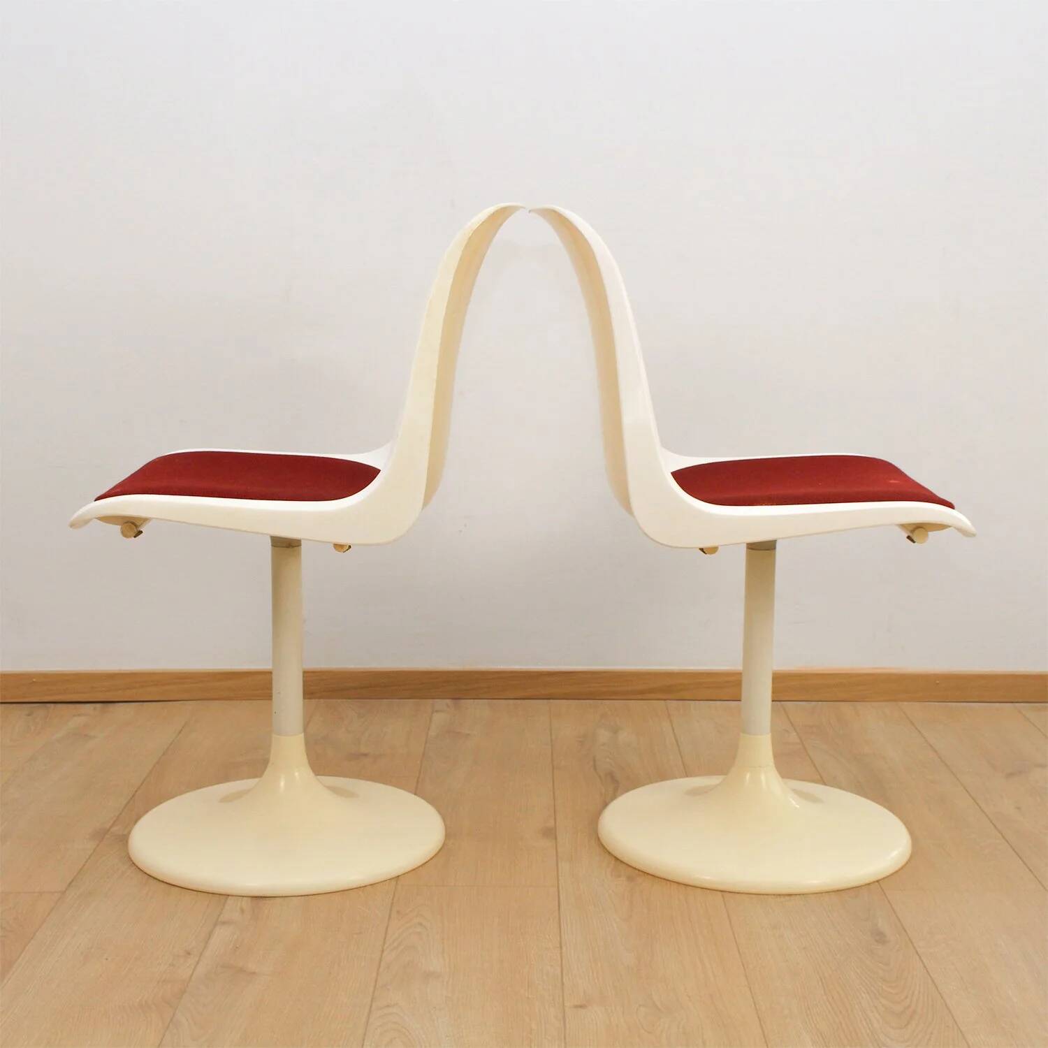 Set of 2 swivel chairs by Wiesner-Hager