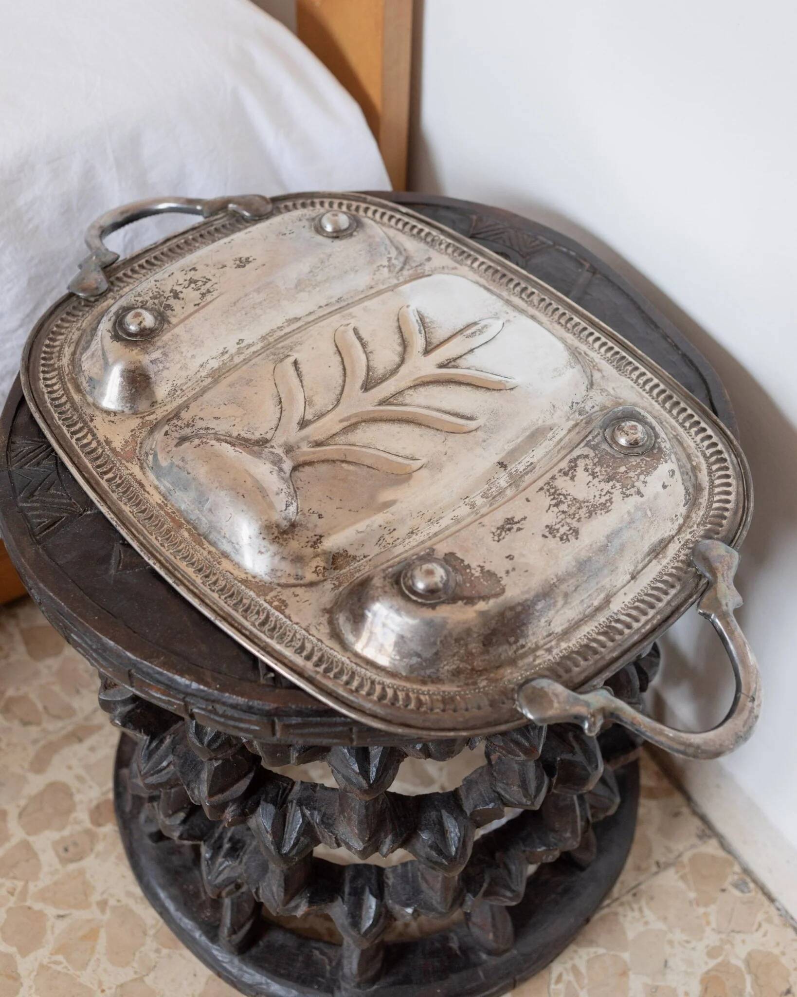 Plateau vintage en métal argenté - plat à rôtir en argent - design classique - Italie - années 1950