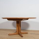 Mid-Century Round Walnut Extendable Dining Table, United Knigdom, 1950s