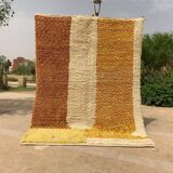 Traditional handwoven Berber rug, size 150 x 250 cm