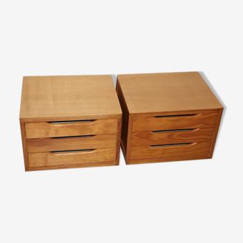 2 blocks / bedside tables plated pine