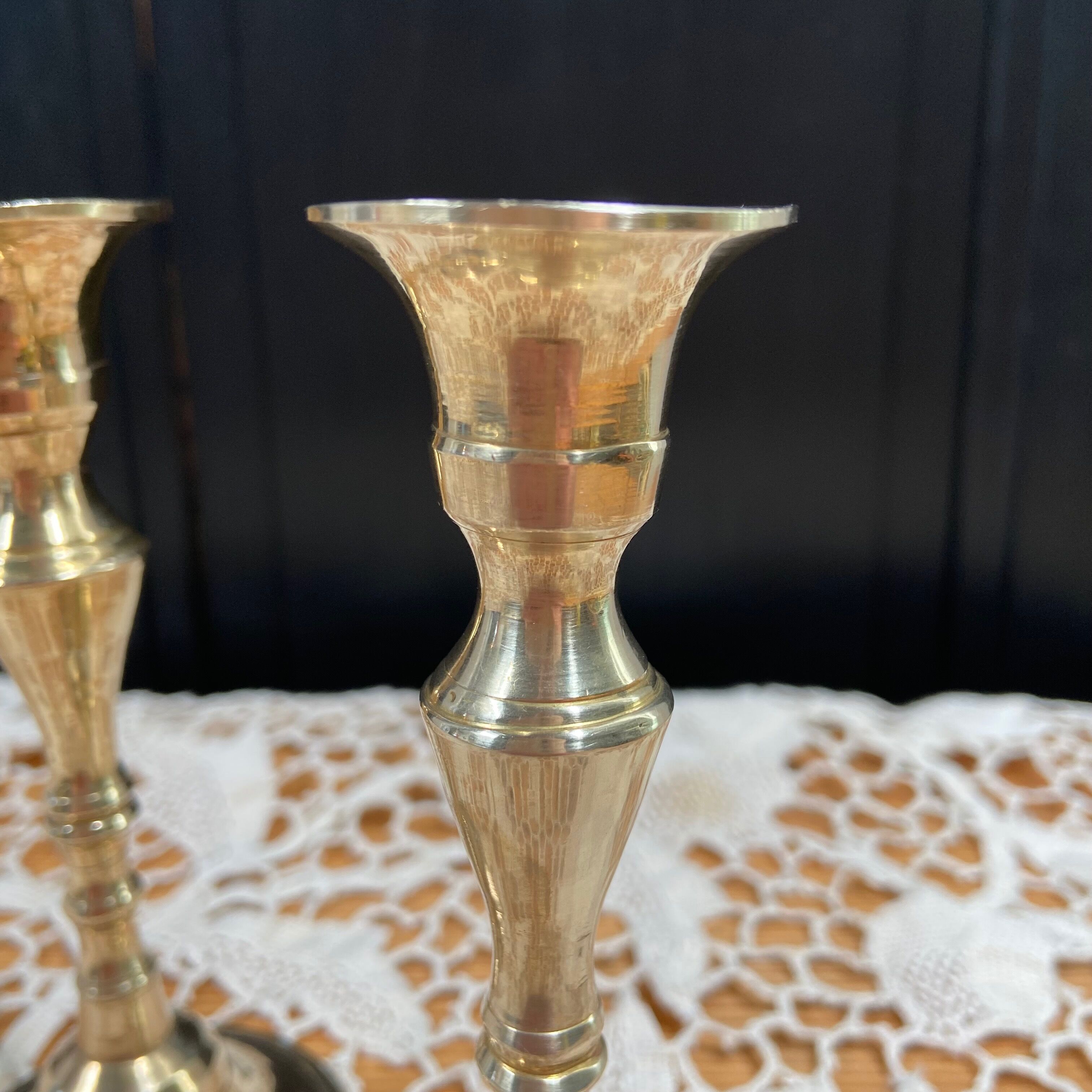 Set of 2 brass candle holders