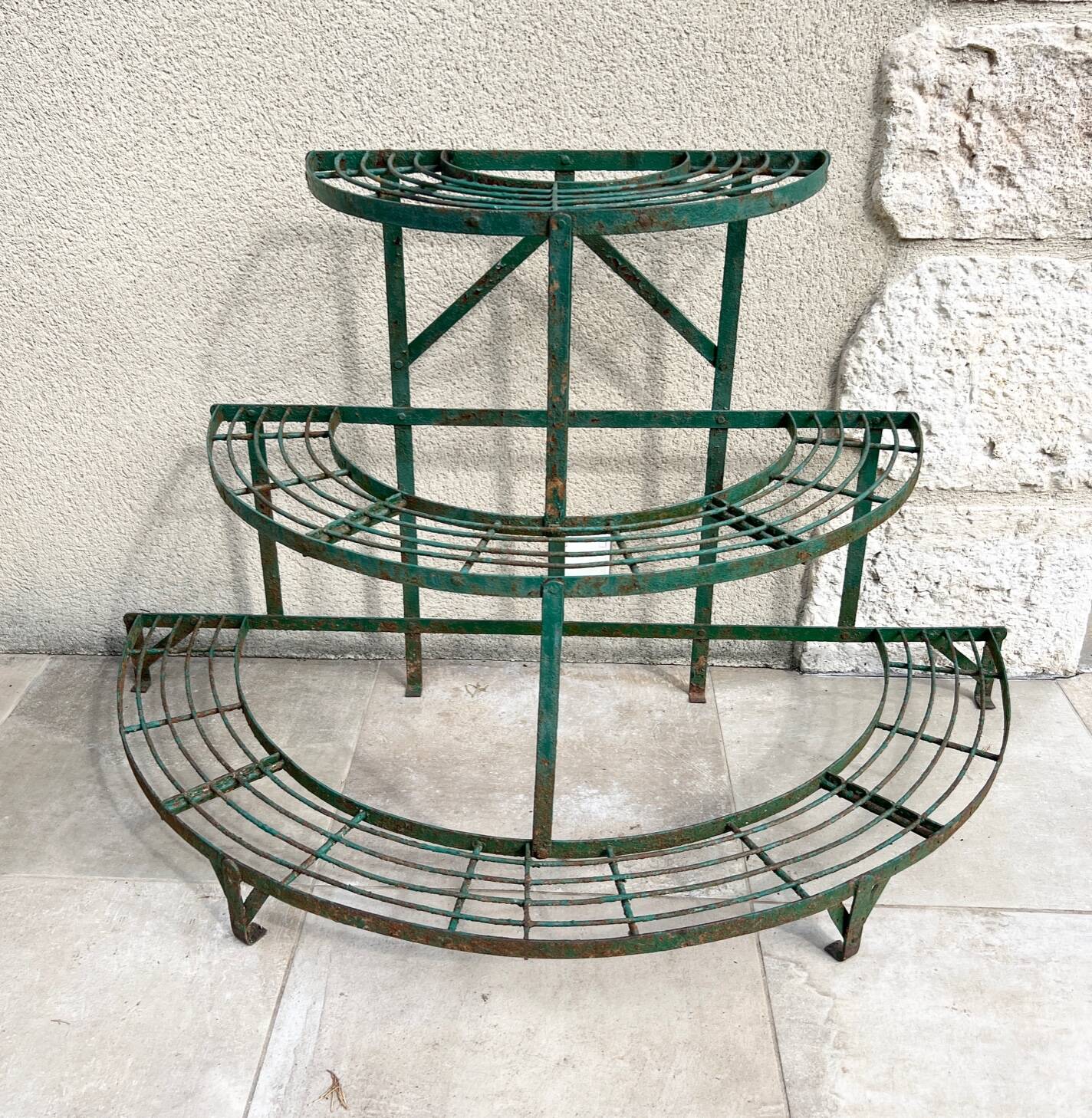 Half-moon plant holder in green wrought iron 1930