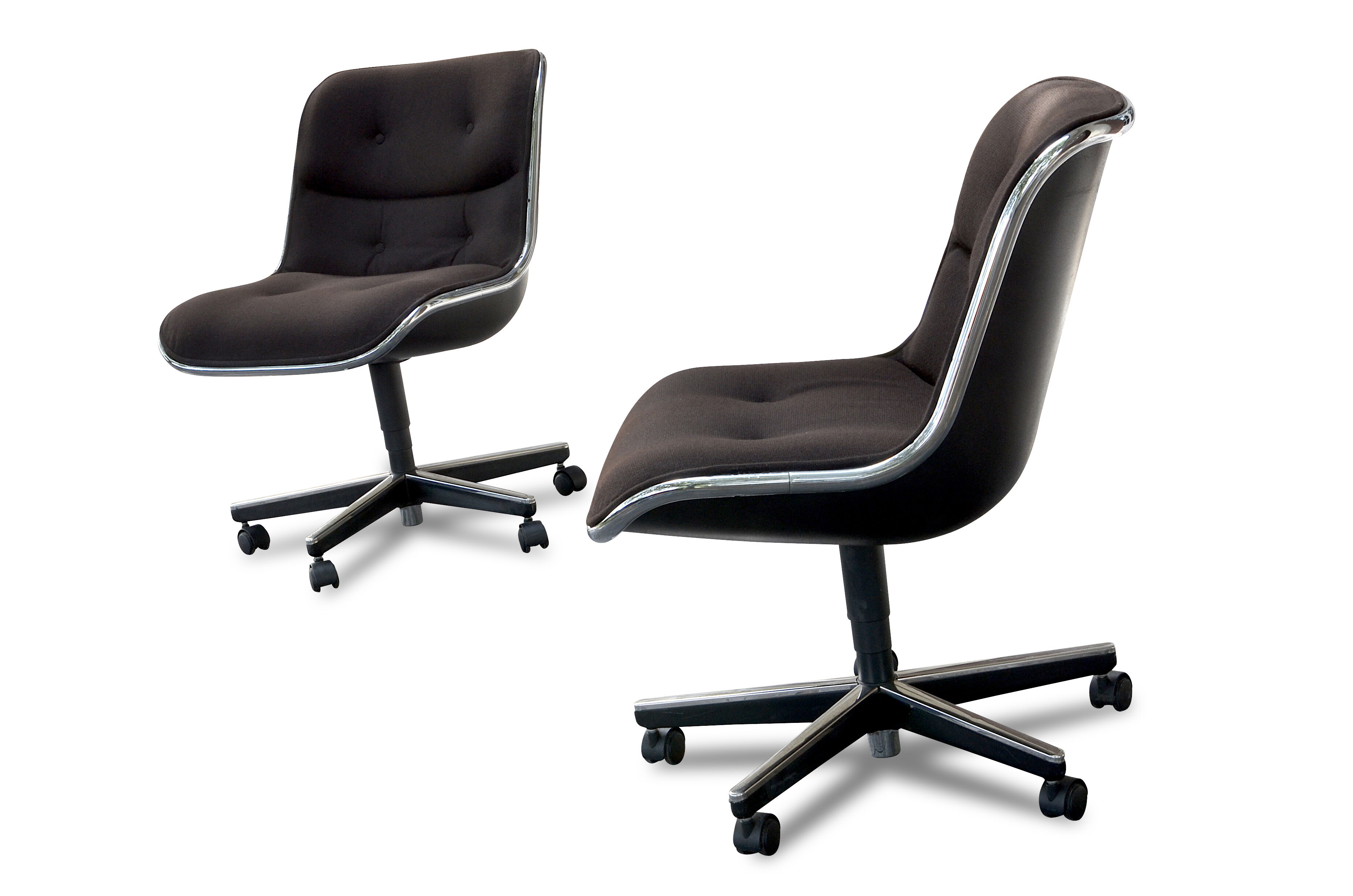 Pair of chairs by Charles Pollock edition Knoll