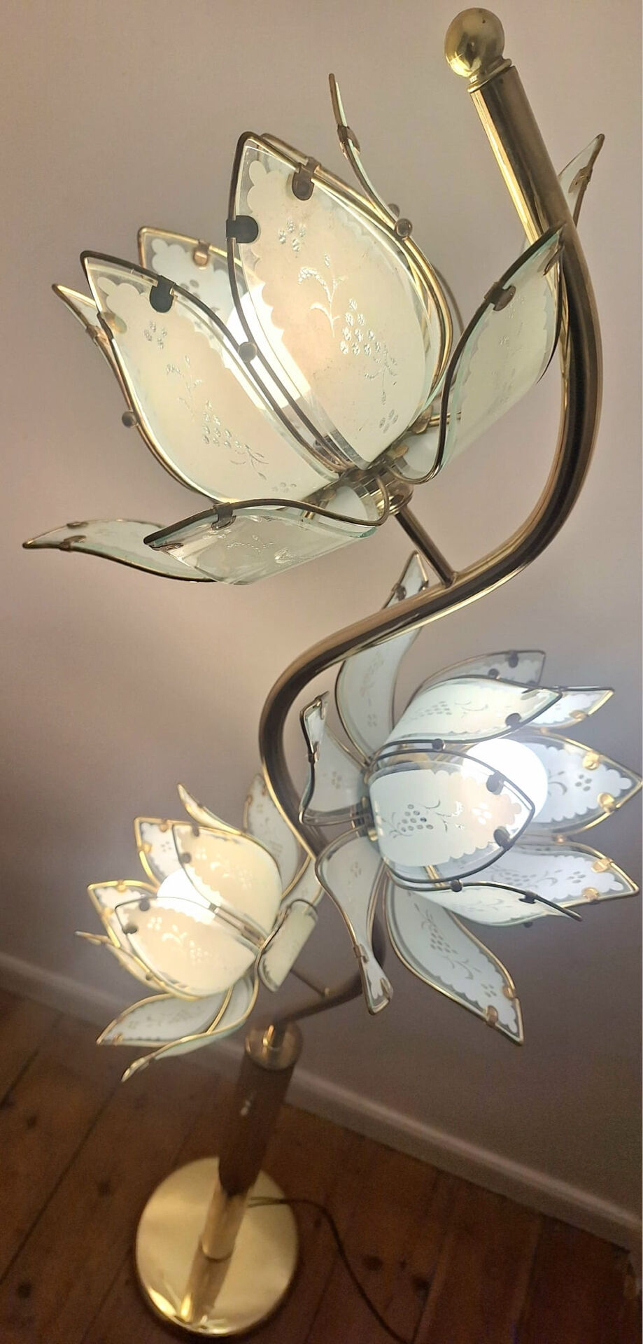 Vintage gold lotus flower floor lamp, Italian design light fixture with 3 lights.