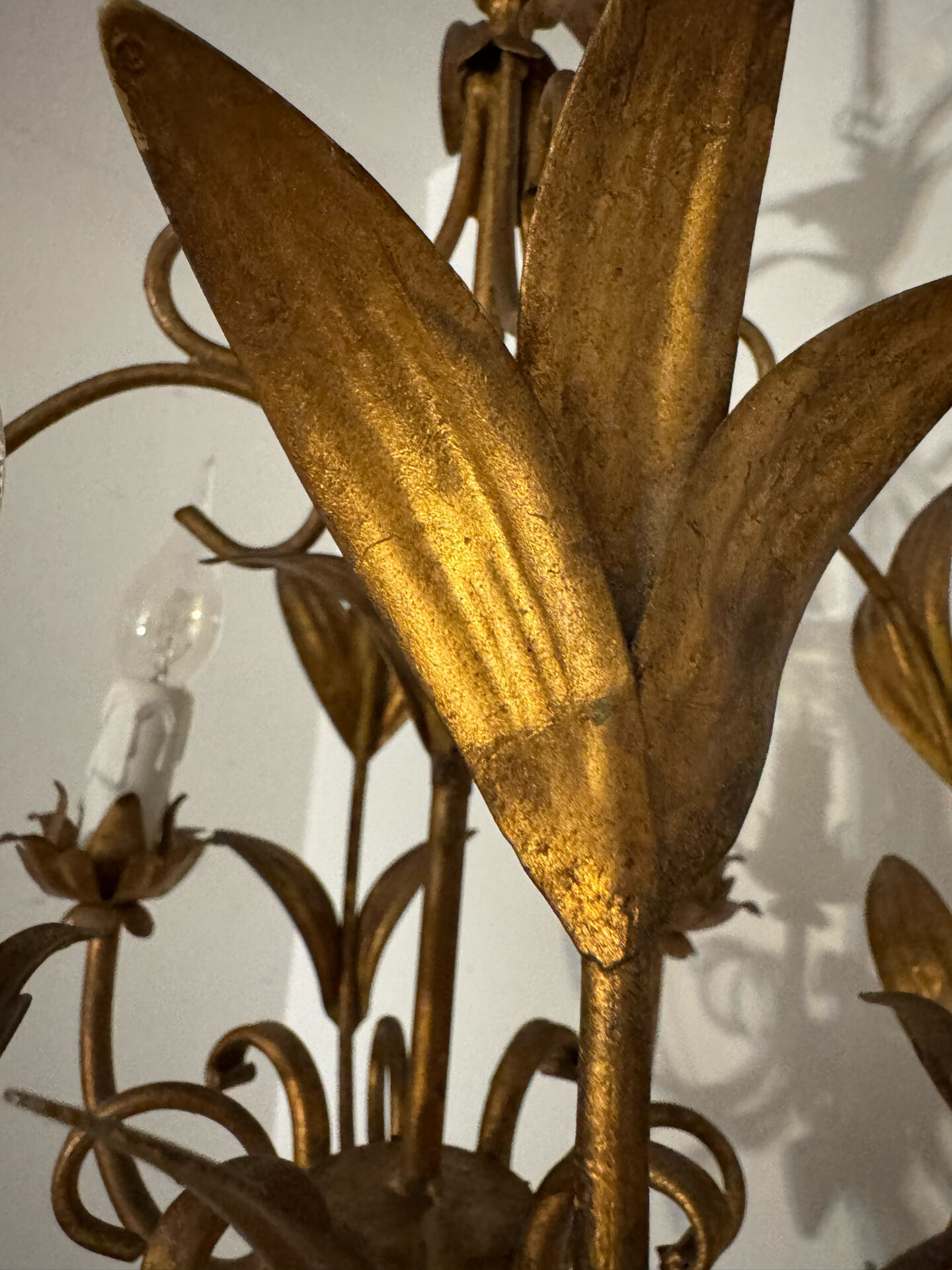 Golden palm leaf lustre 1970s