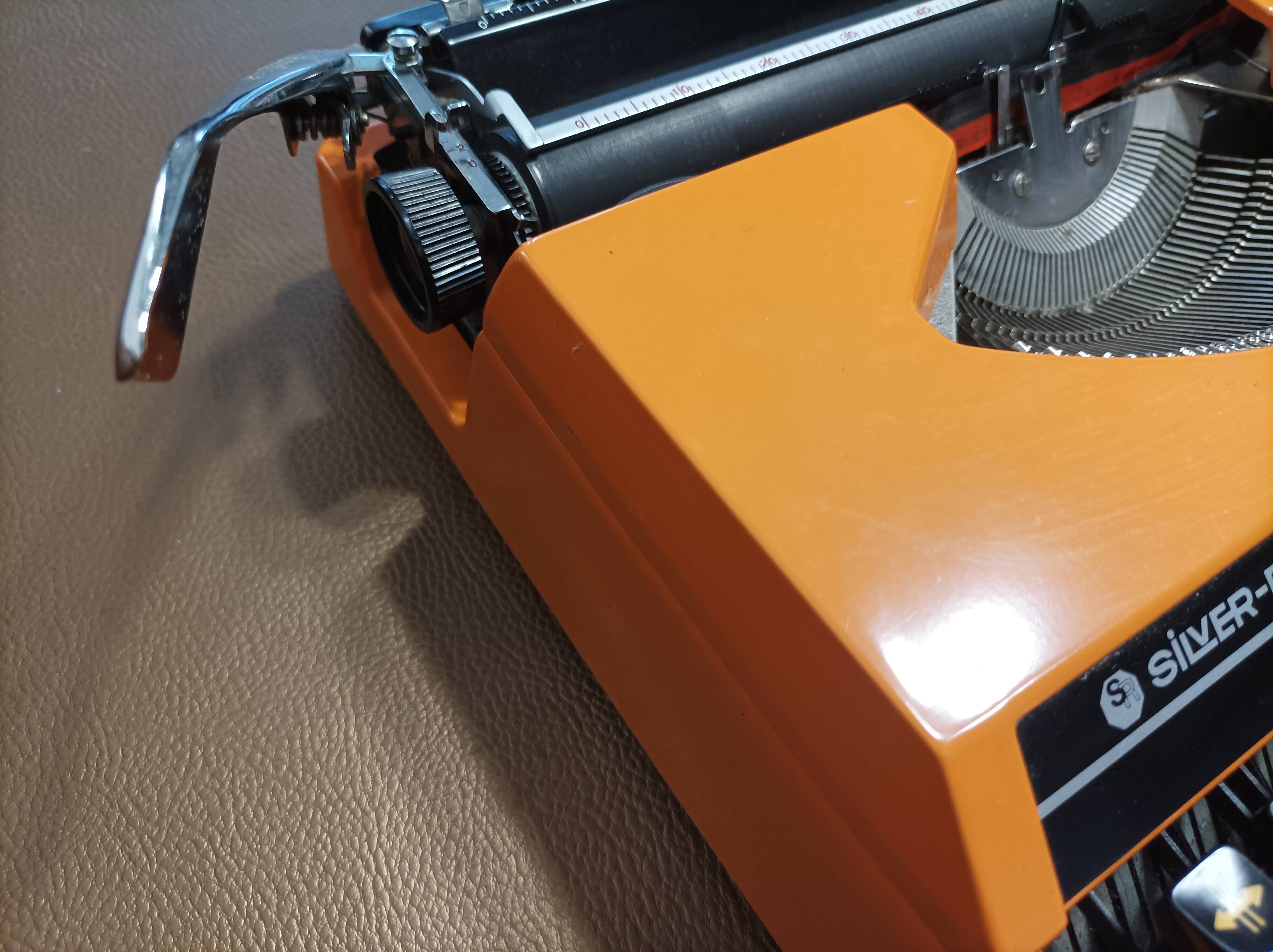 Silver Reed Silverette S Typewriter Orange