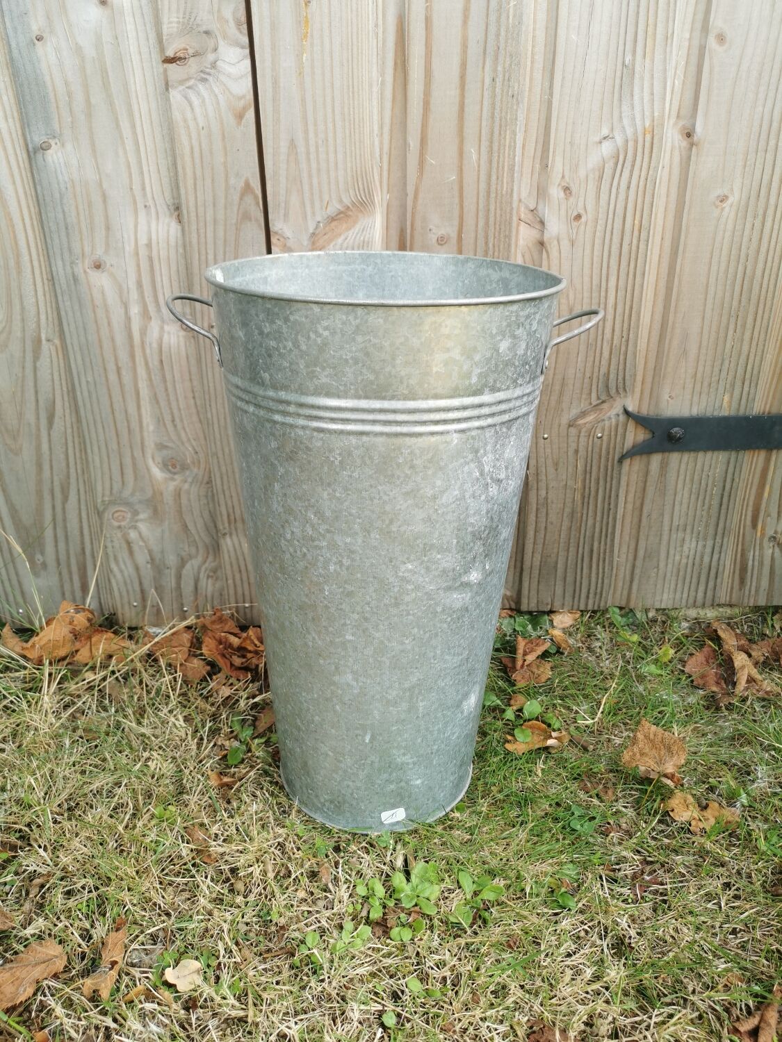 Zinc florist vase, n°11