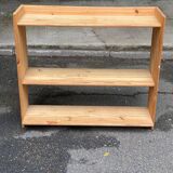 Scandinavian solid wood shelf