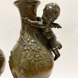Pair of bronze vases, Auguste Moreau (1834-1917)
