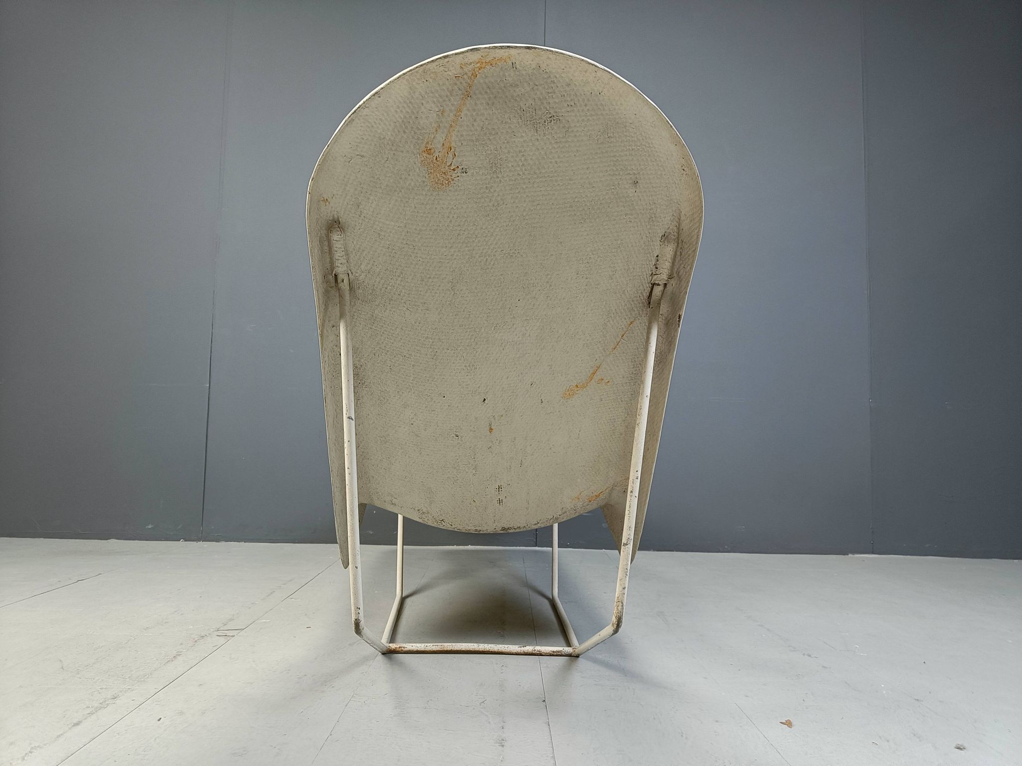 Mid-century fiberglass chaise longue, 1960s
