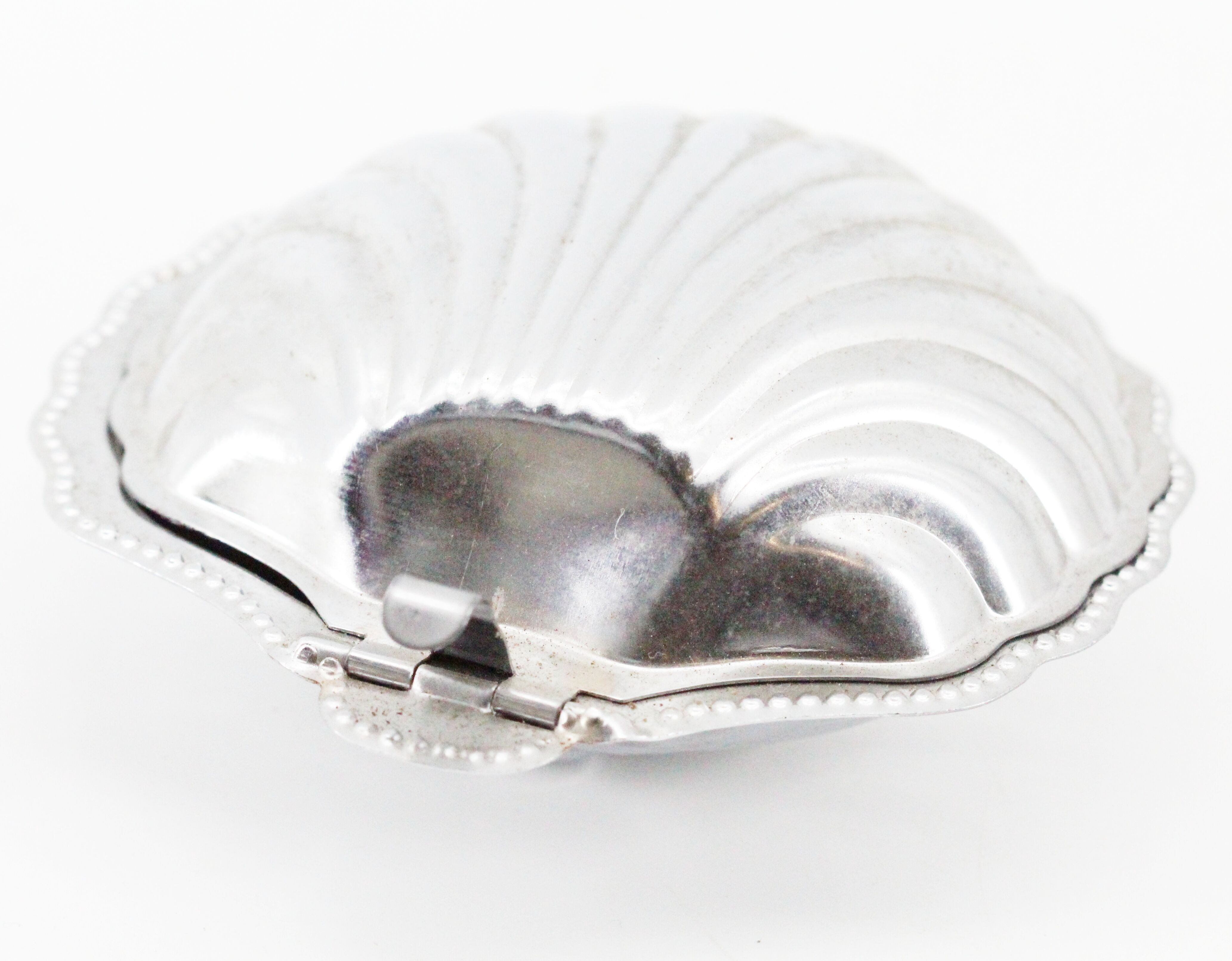 Vintage shell butter